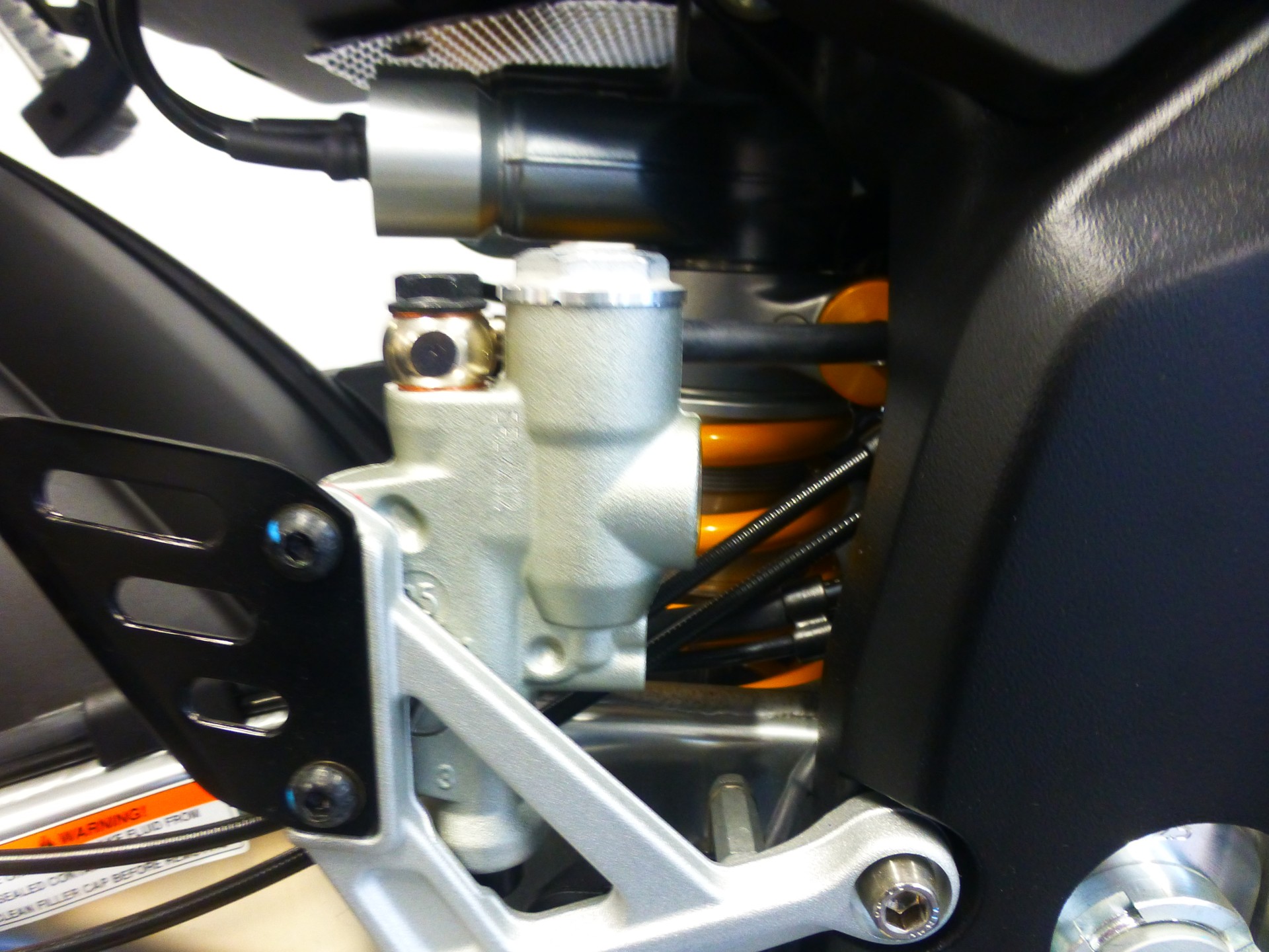 APRILIA RSV4 1100 E5+ Factory-image-8