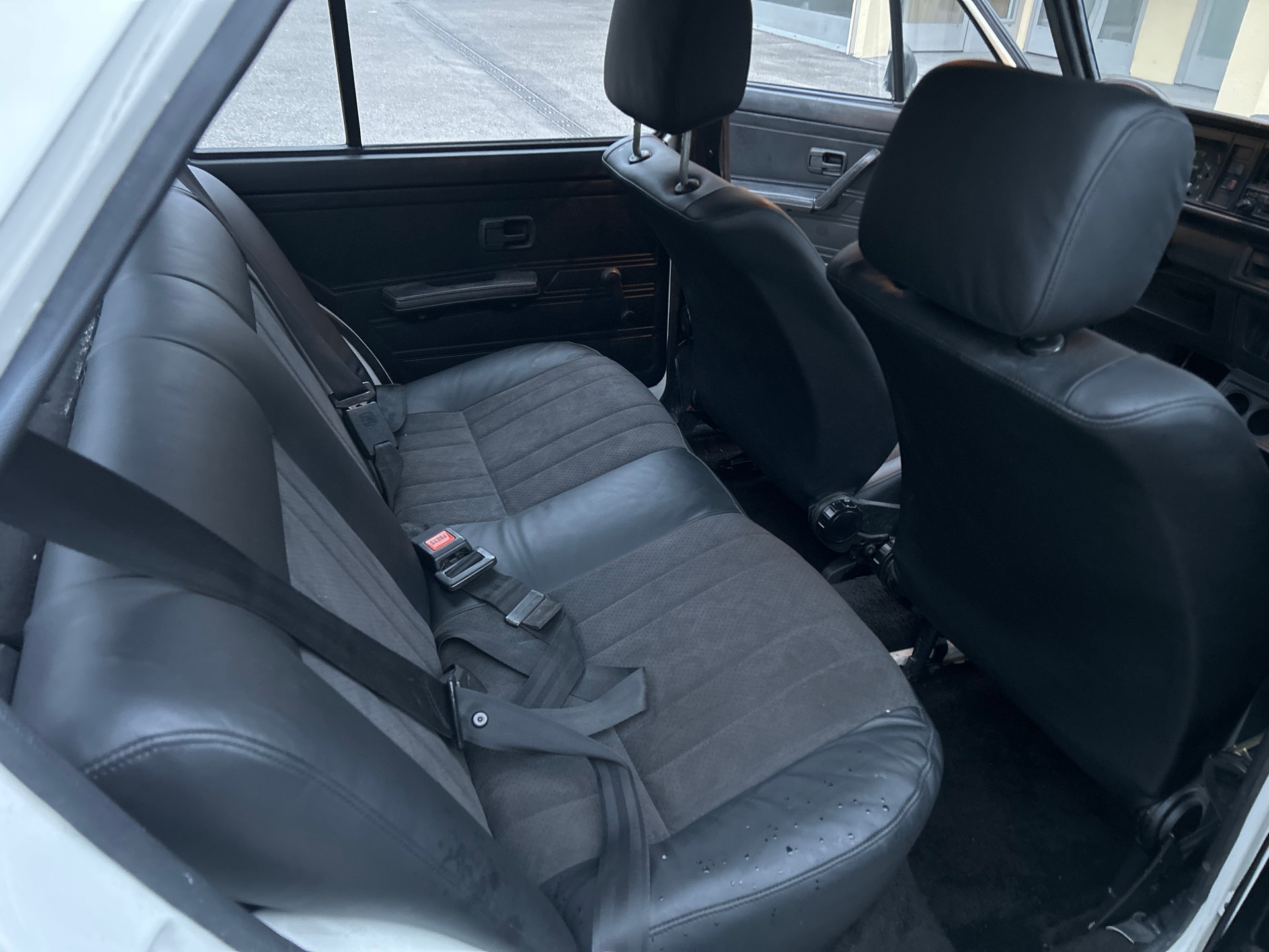 VW Golf 1600 GTD Turbo-D.-image-9