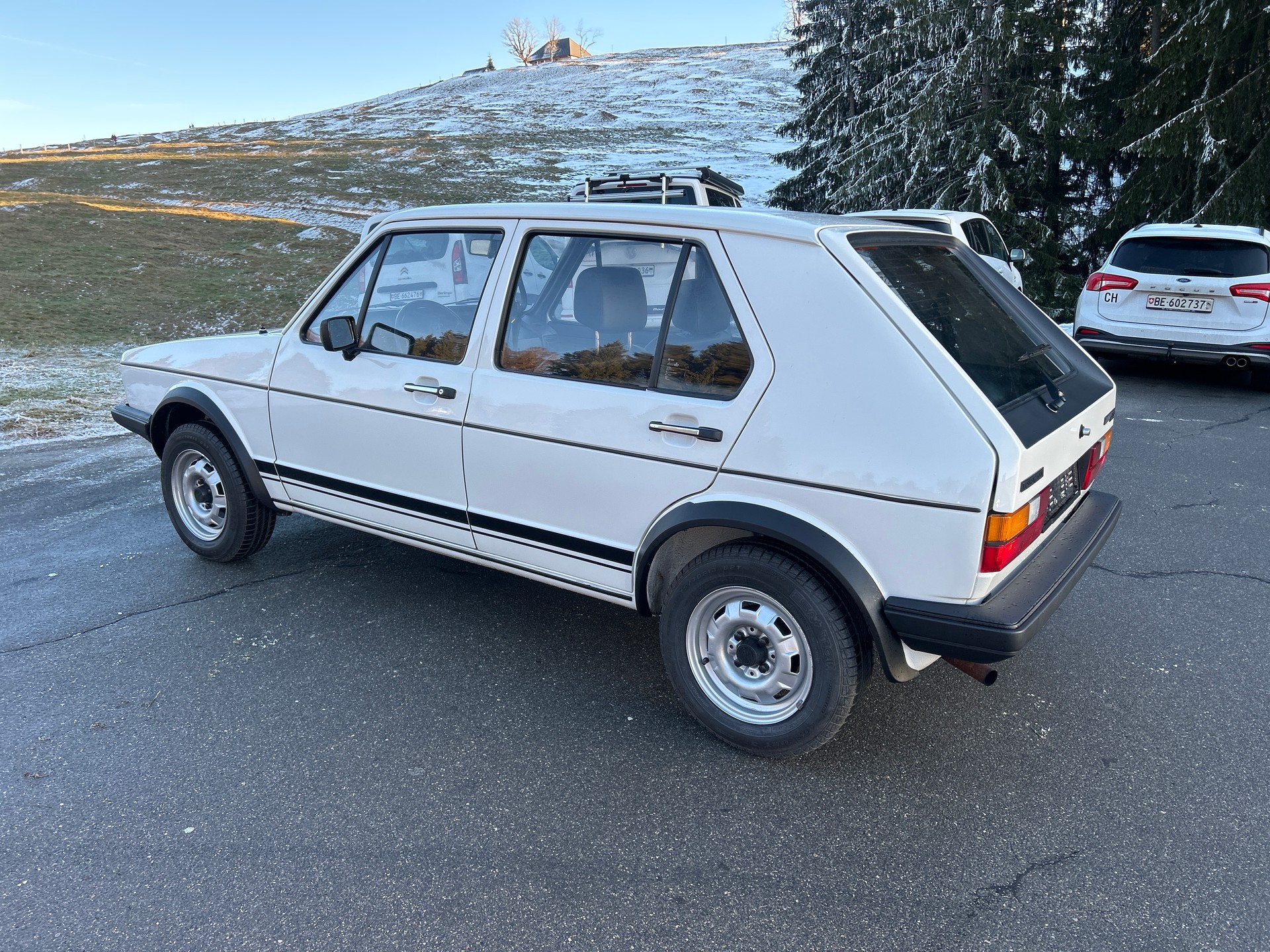 VW Golf 1600 GTD Turbo-D.-image-3