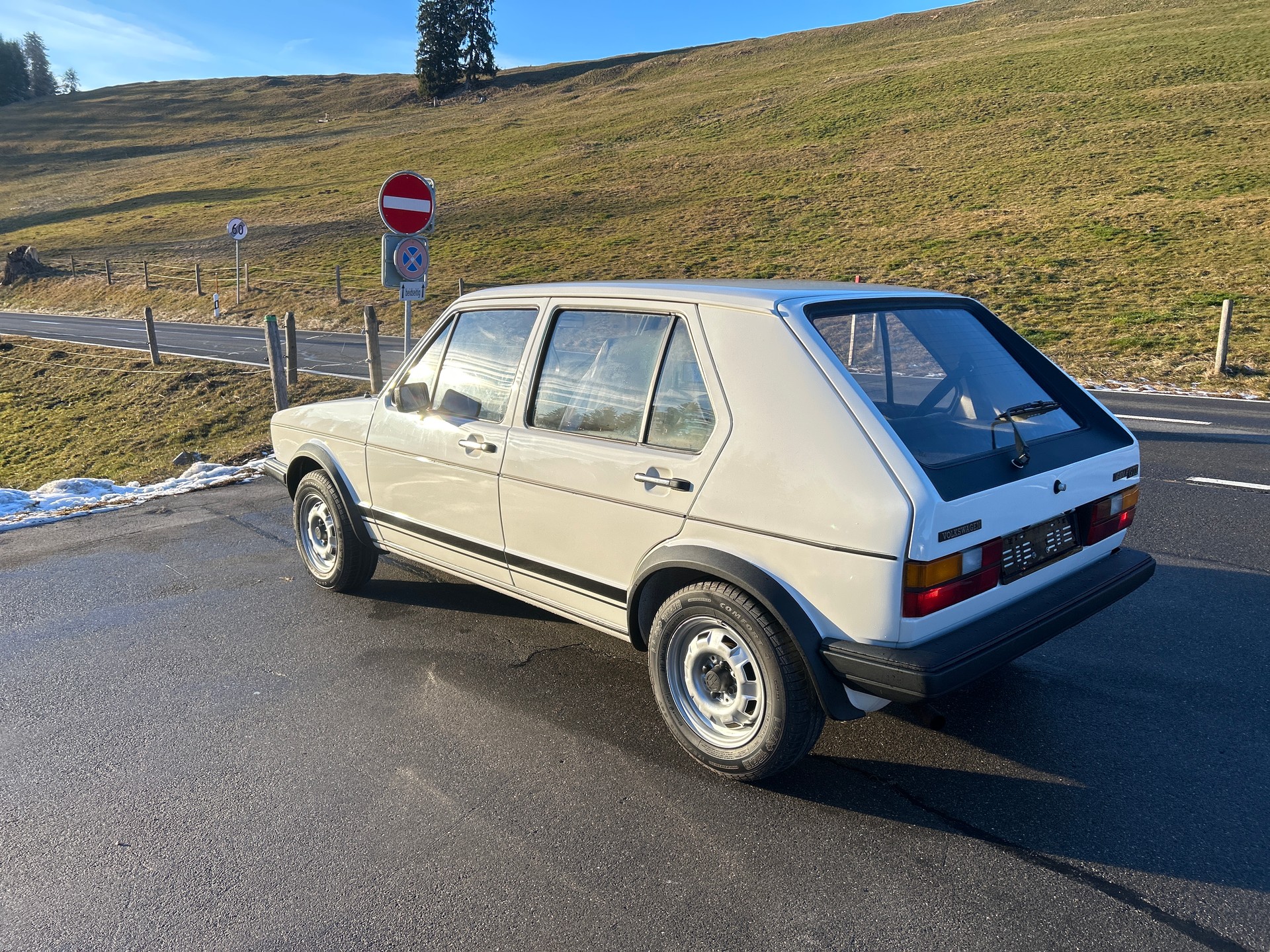 VW Golf 1600 GTD Turbo-D.-image-1