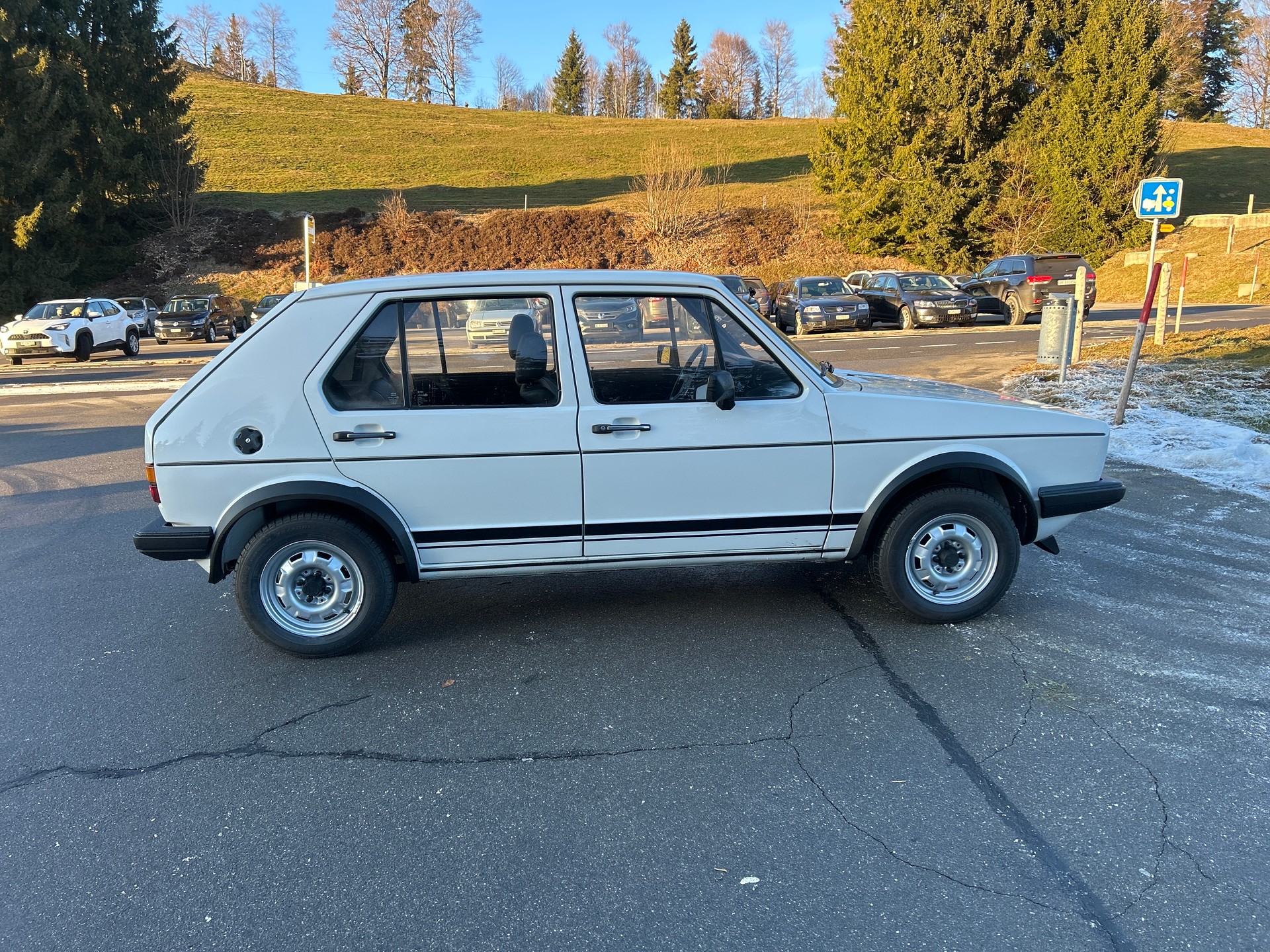 VW Golf 1600 GTD Turbo-D.-image-2