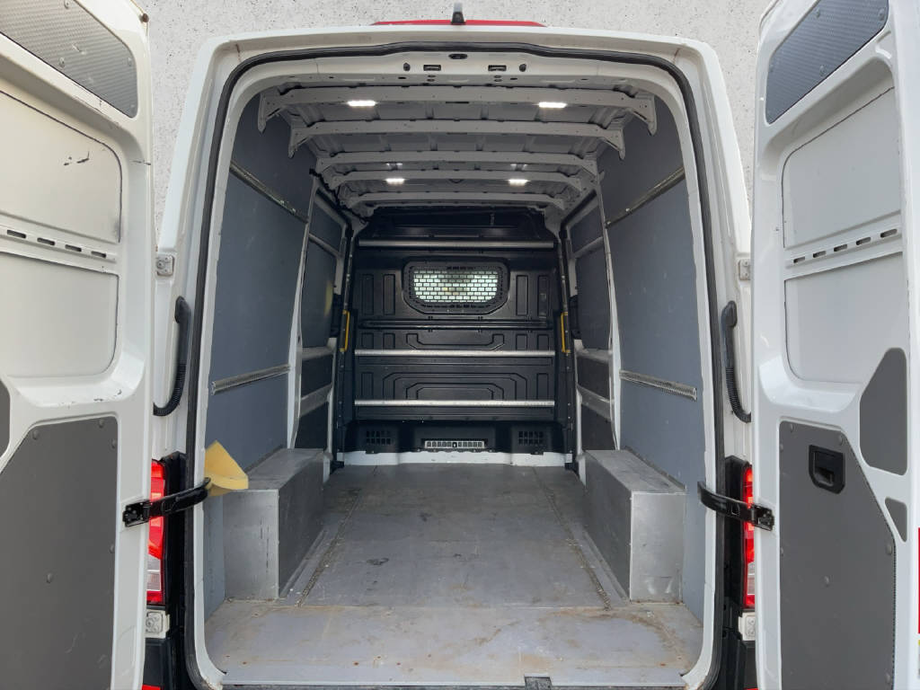 VW Crafter 35 Kaw. 3640 2.0 BI-TDI 177-image-13