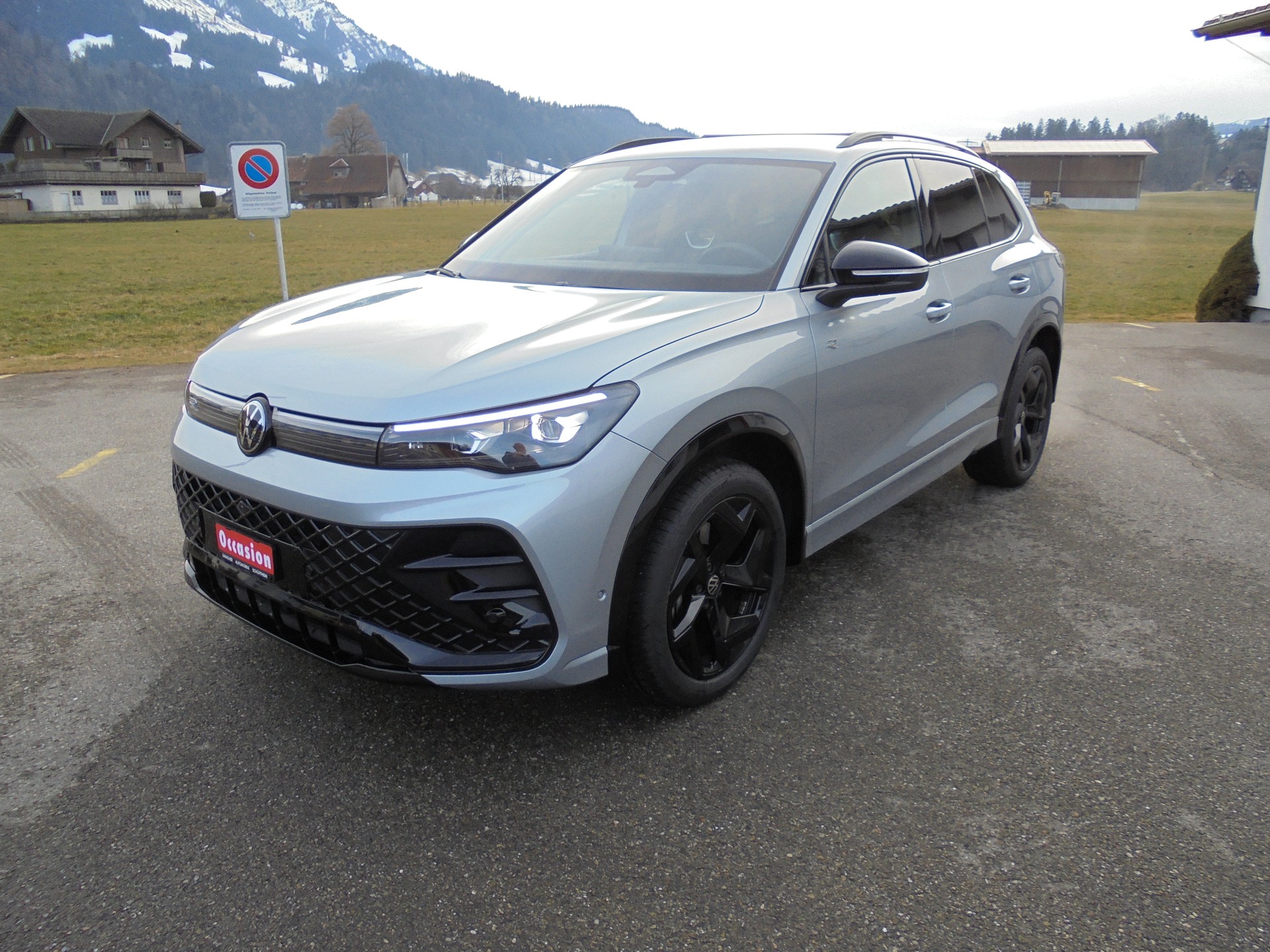 VW Tiguan 2.0 TDI SCR R-Line 4Motion DSG-showroom-element-2