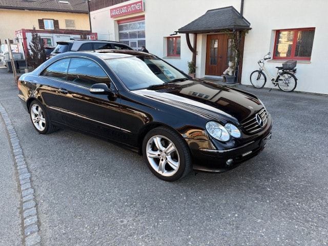 MERCEDES-BENZ CLK 320 Avantgarde Automatic Designo
