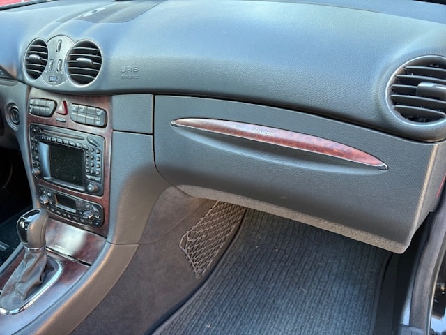 MERCEDES-BENZ CLK 320 Avantgarde Automatic Designo-image-12