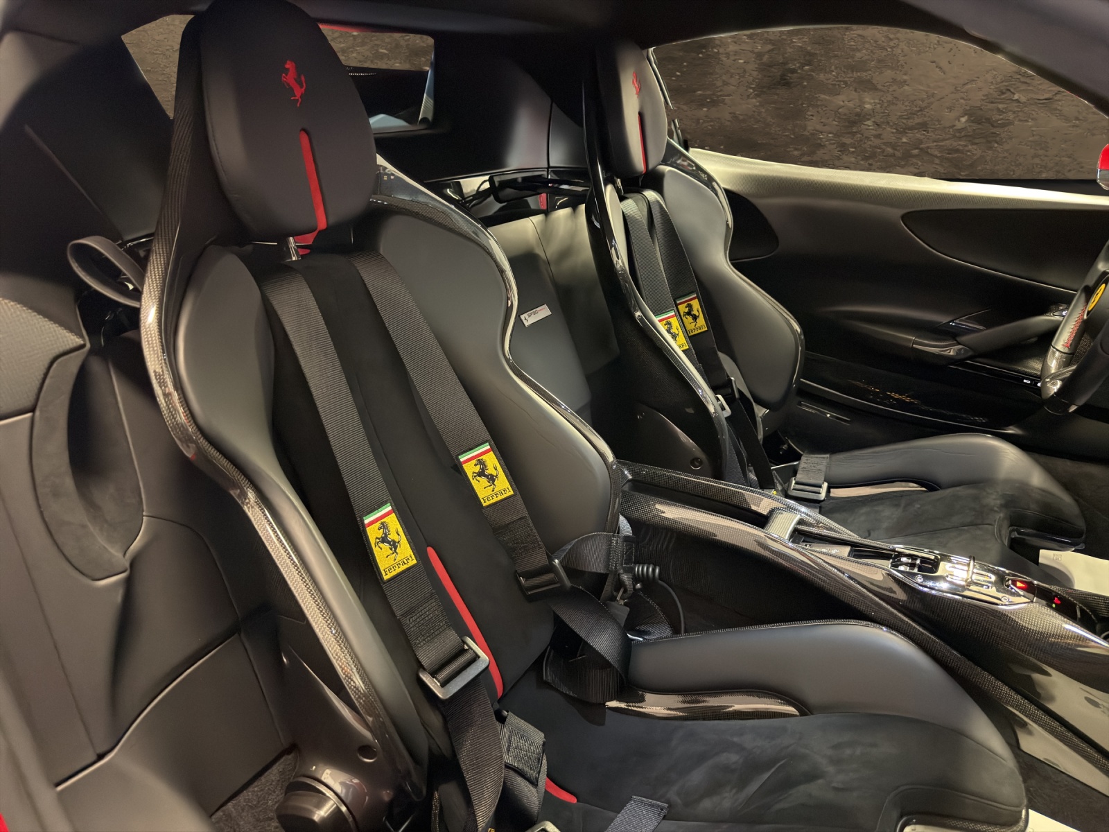 FERRARI SF90 Stradale Assetto-Fiorano-image-14