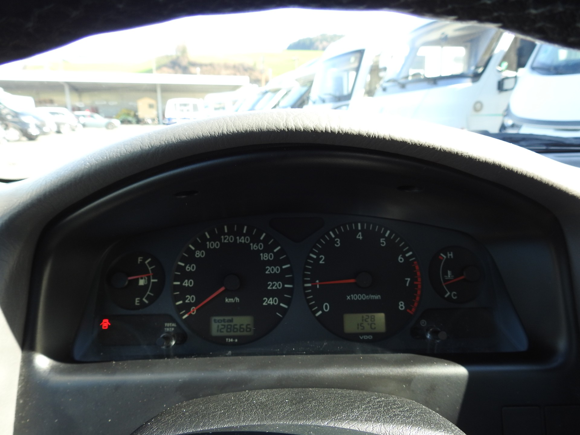 TOYOTA Avensis 2.0 Linea Sol-image-21