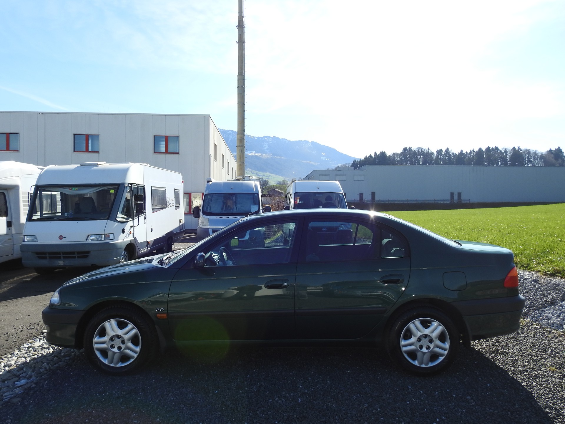 TOYOTA Avensis 2.0 Linea Sol-showroom-element-2
