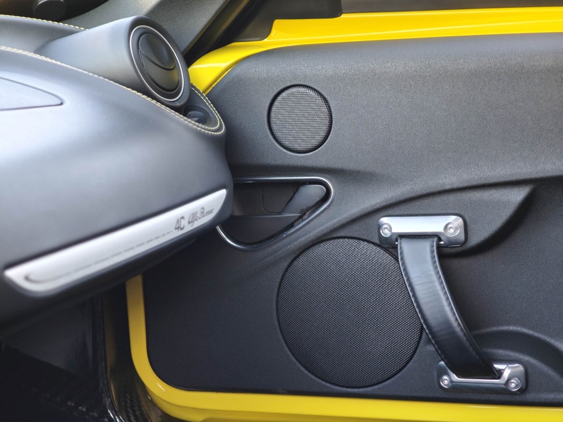 ALFA ROMEO 4C Spider 1750 TBi-image-10