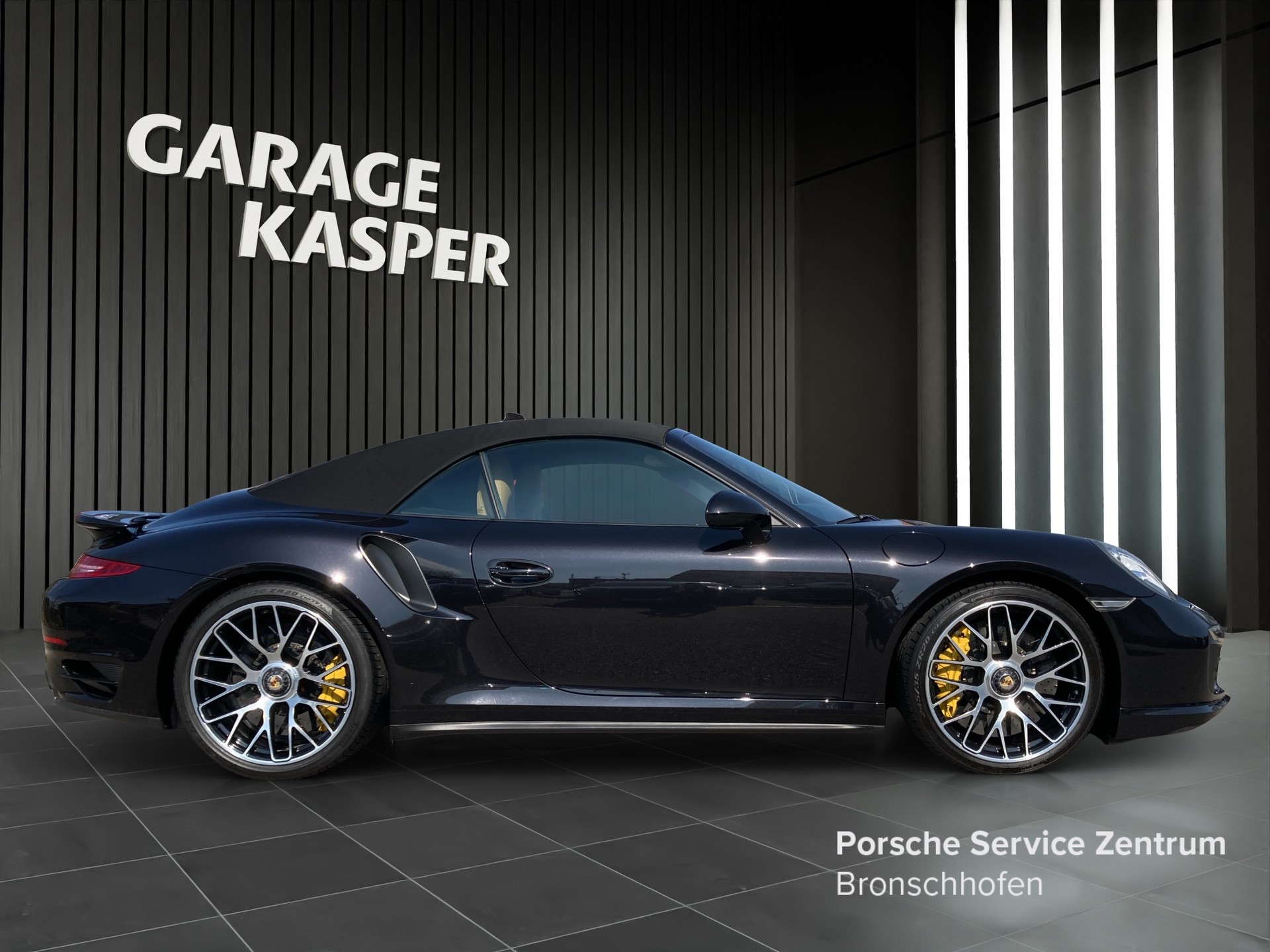 PORSCHE 911 Carrera Turbo S Cabriolet-image-5