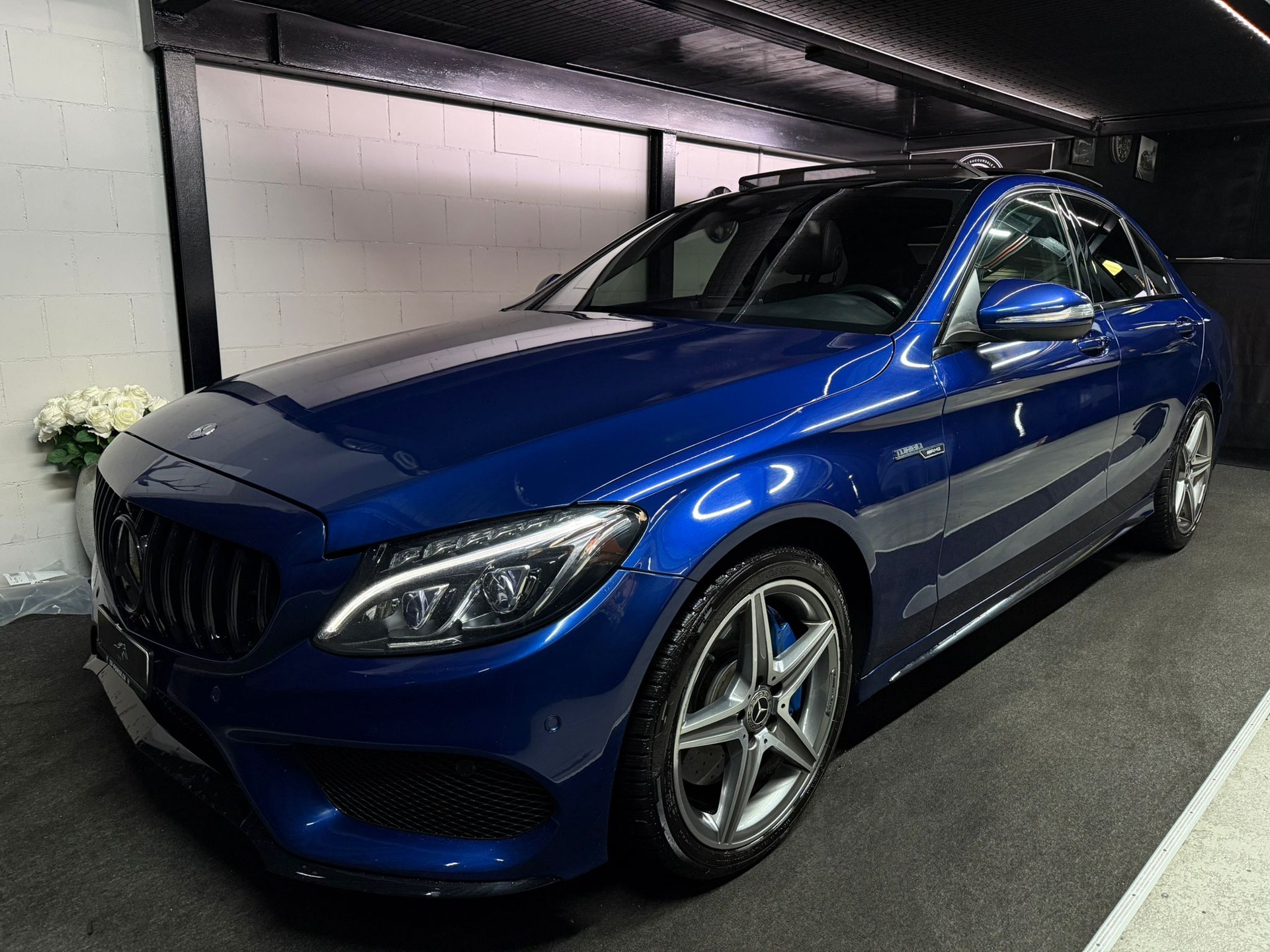 MERCEDES-BENZ C 250 AMG Line 7G-Tronic / BODYKIT 43 AMG / Top Ausstattung / AB MFK-showroom-element-3