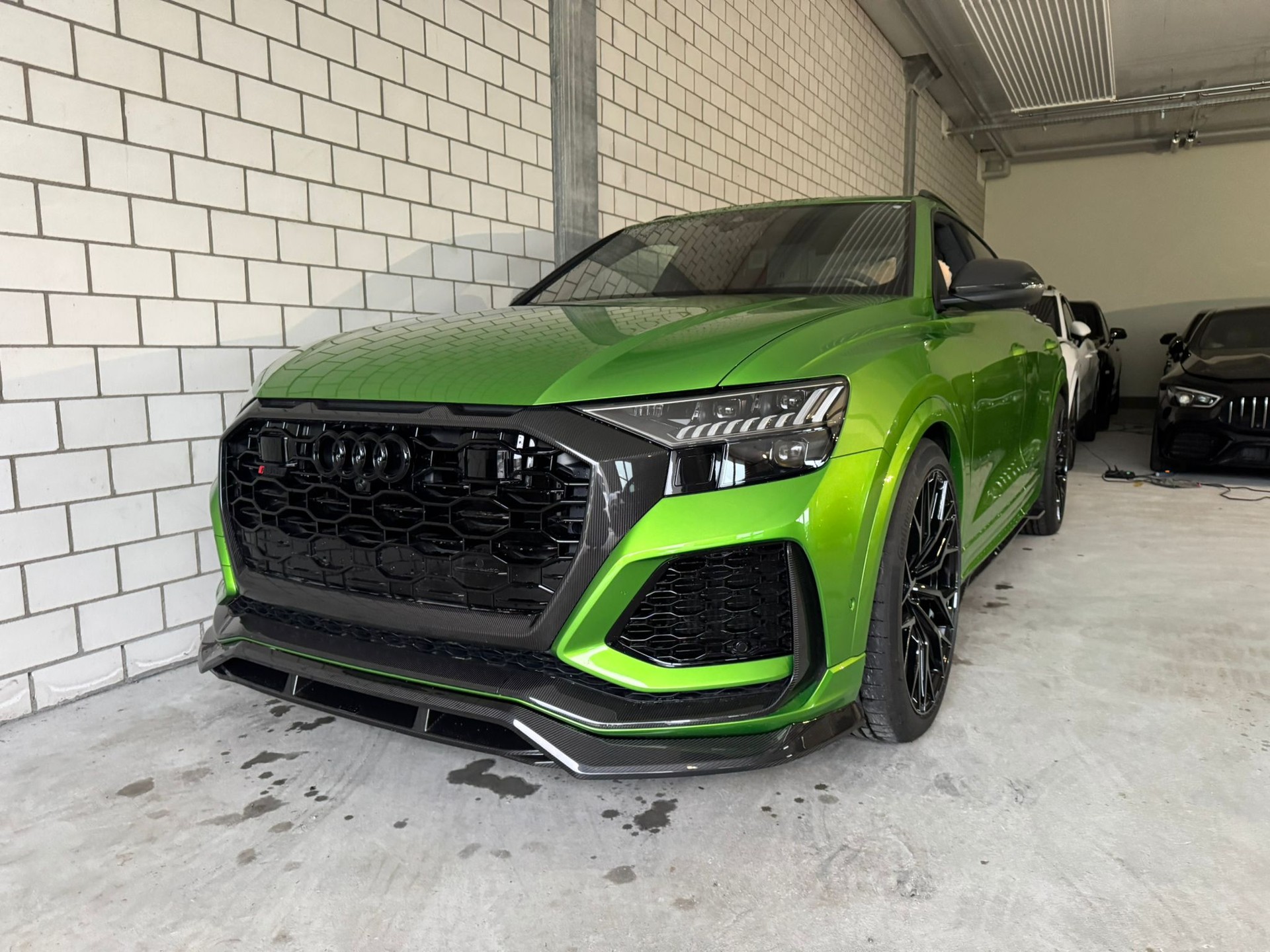 AUDI RSQ8 quattro tiptronic MAXTON Carbon-Bodykit + PP Performance 730 PS + Vollausstattung-showroom-element-1