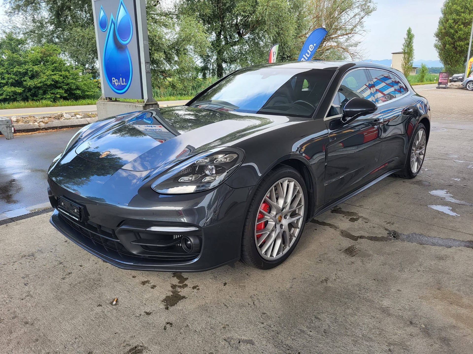 PORSCHE Panamera 4S Executive E-Hybrid PDK-image-1