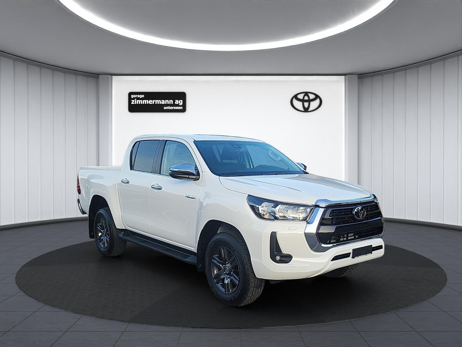 TOYOTA Hilux Double Cab.-Pick-up 2.8 Style AWD-showroom-element-2