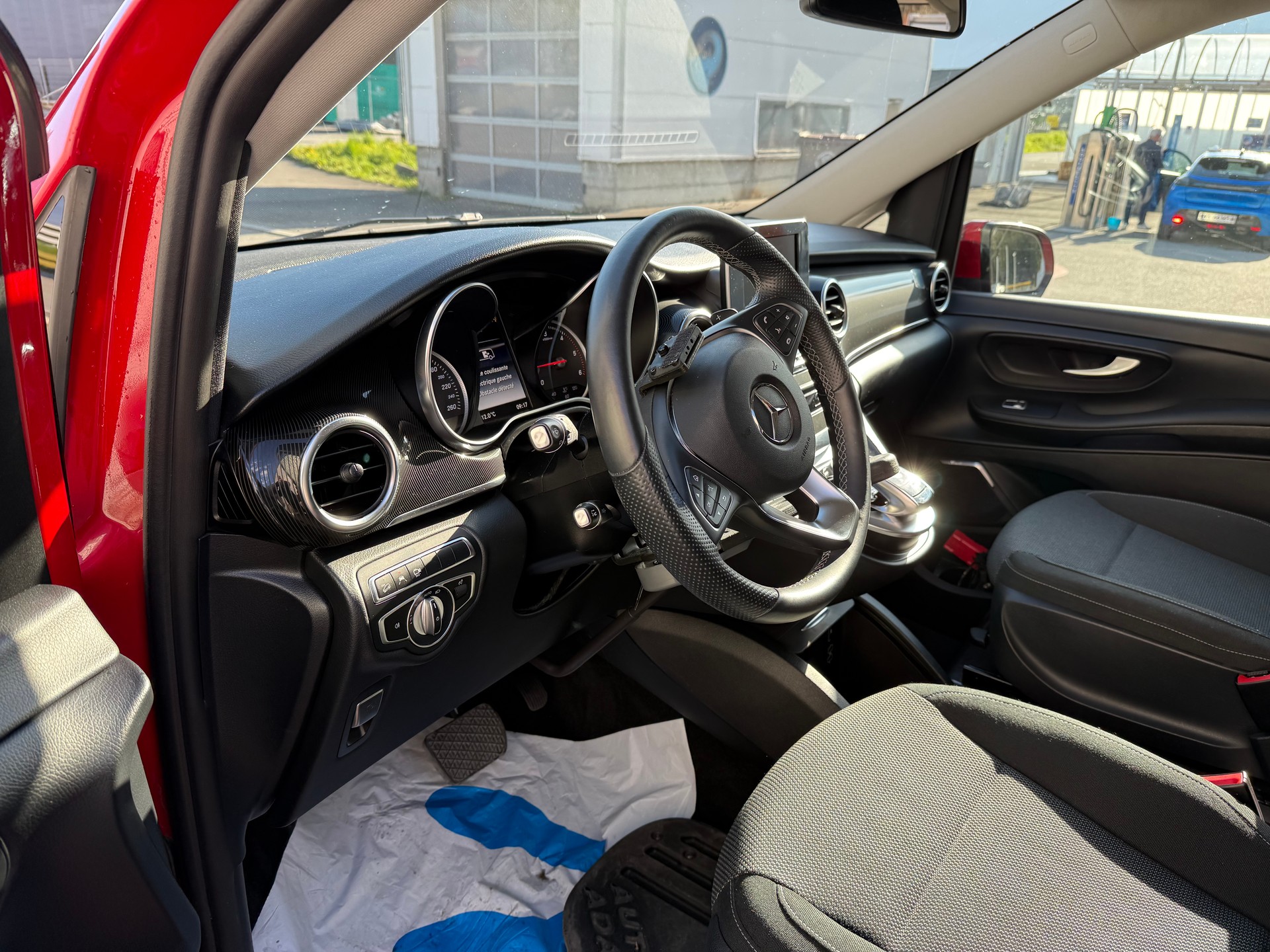 MERCEDES-BENZ V 250 d Trend lang 4Matic 7G-Tronic HANDICAP TOTALEMENT-image-9