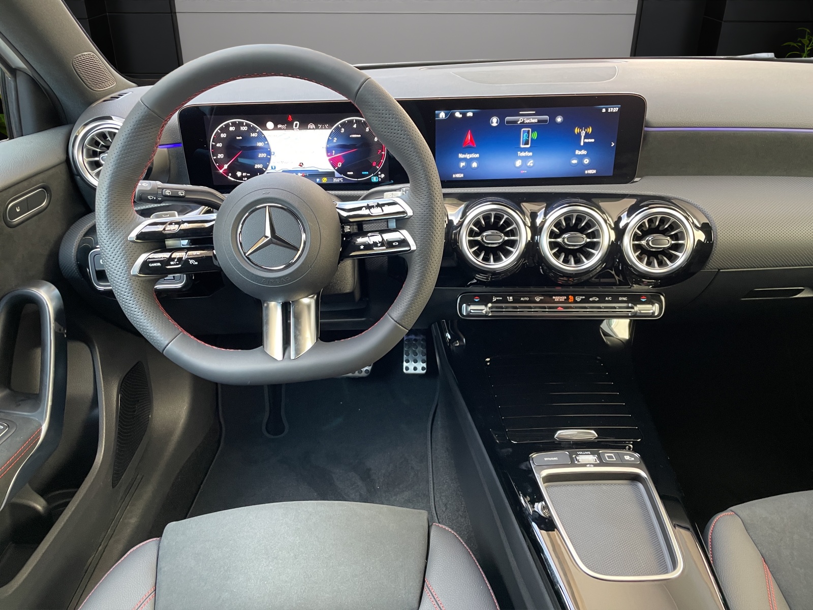 MERCEDES-BENZ A 250 4Matic 8G-DCT-image-7