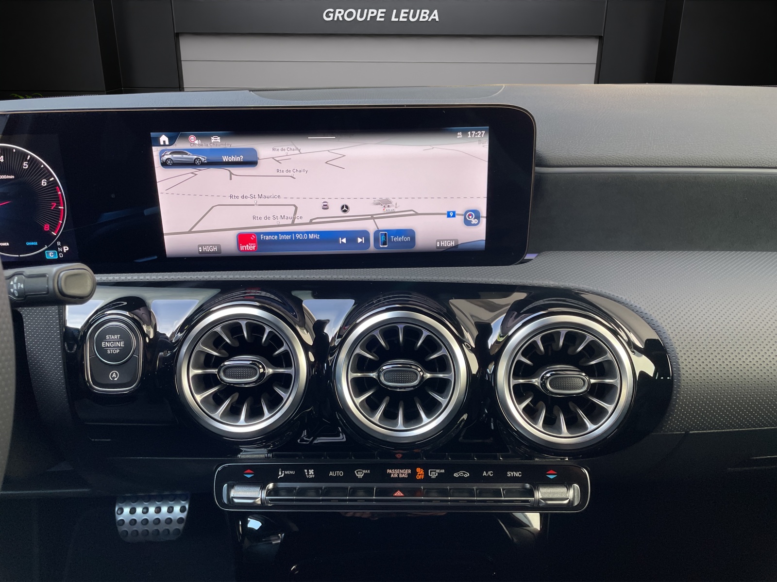 MERCEDES-BENZ A 250 4Matic 8G-DCT-image-9