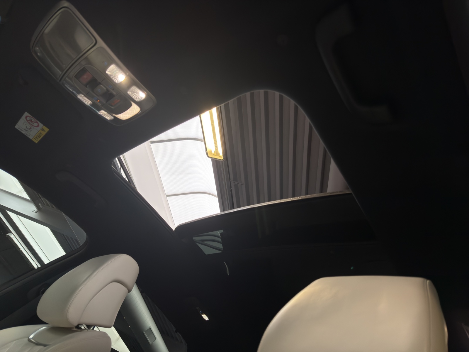 GENESIS GV70 Electrified Sport kWh 77,4 AWD-image-9