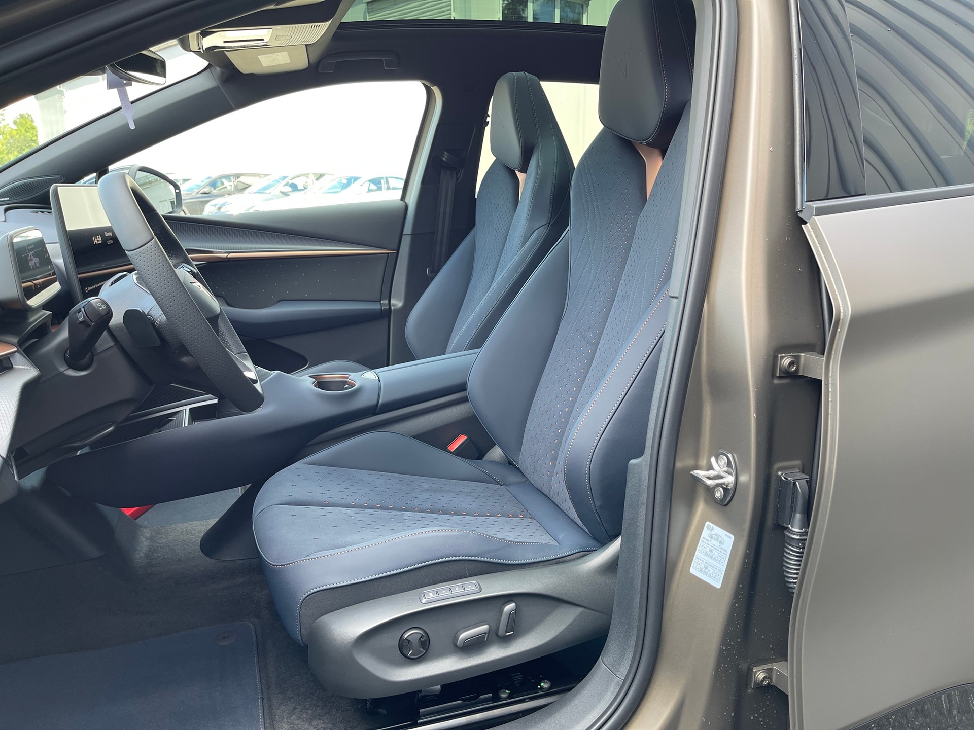 CUPRA Tavascan Type 9 77 kWh Adrenaline Prime Edition-image-6