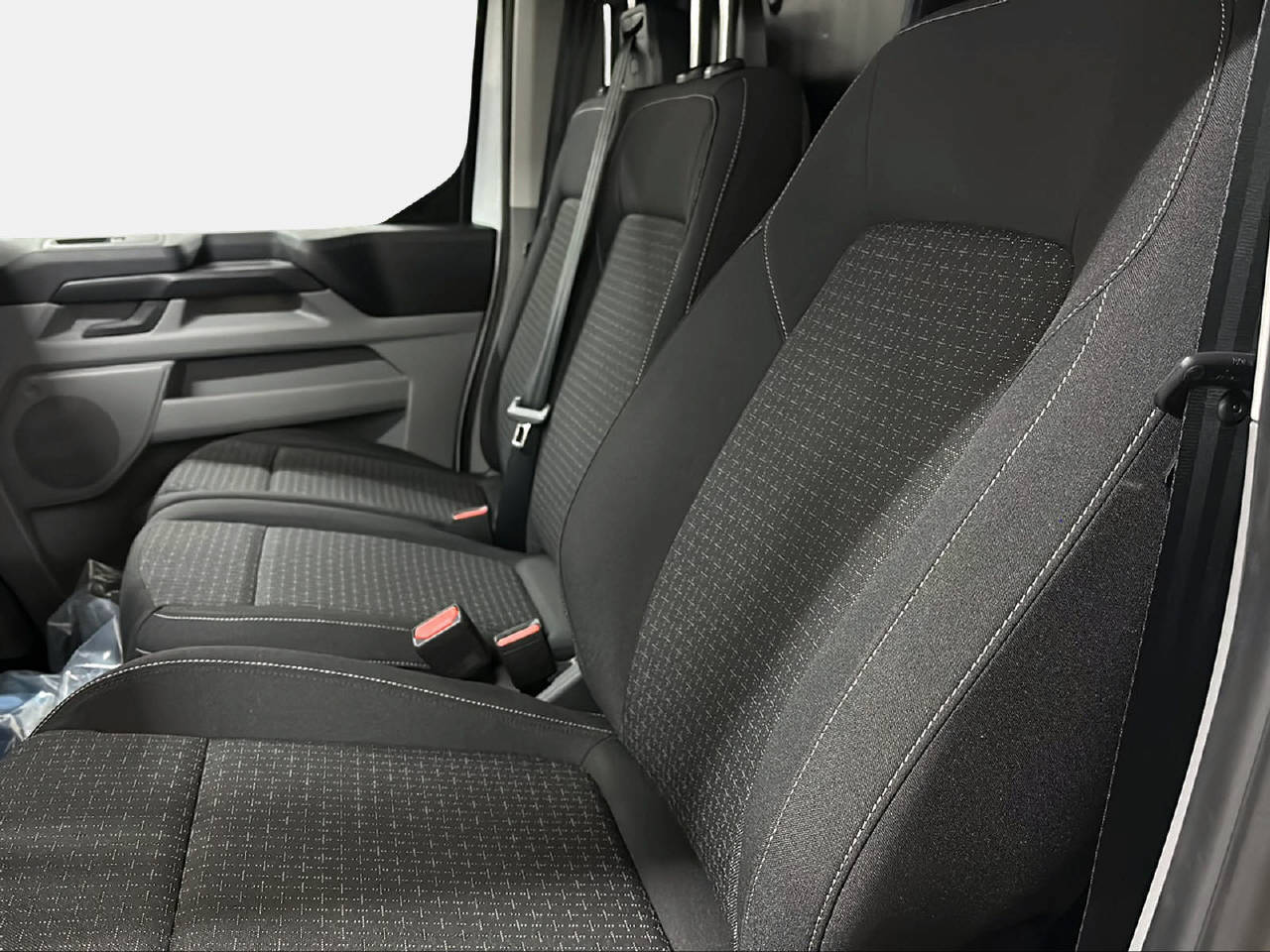 FORD Transit Custom Van 320 L1 2.0 EcoBlue 136 Trend-showroom-element-1