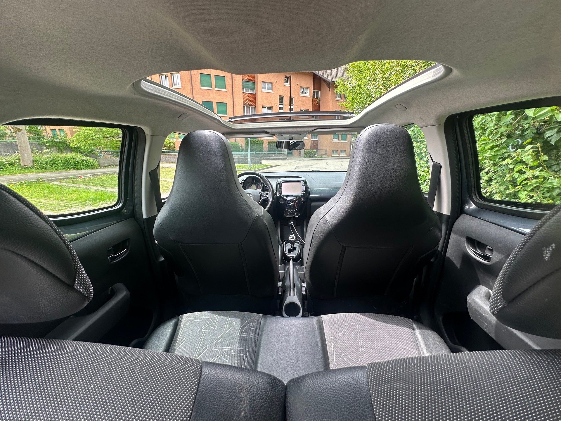 TOYOTA AYGO-image-4