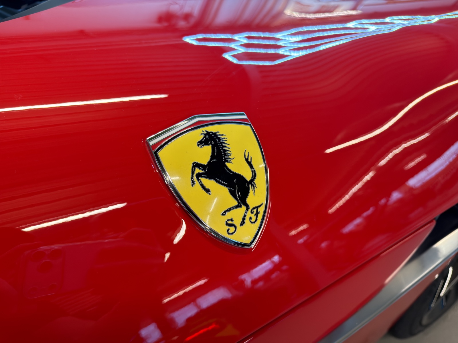 FERRARI 12 Cilindri 6.5-image-9