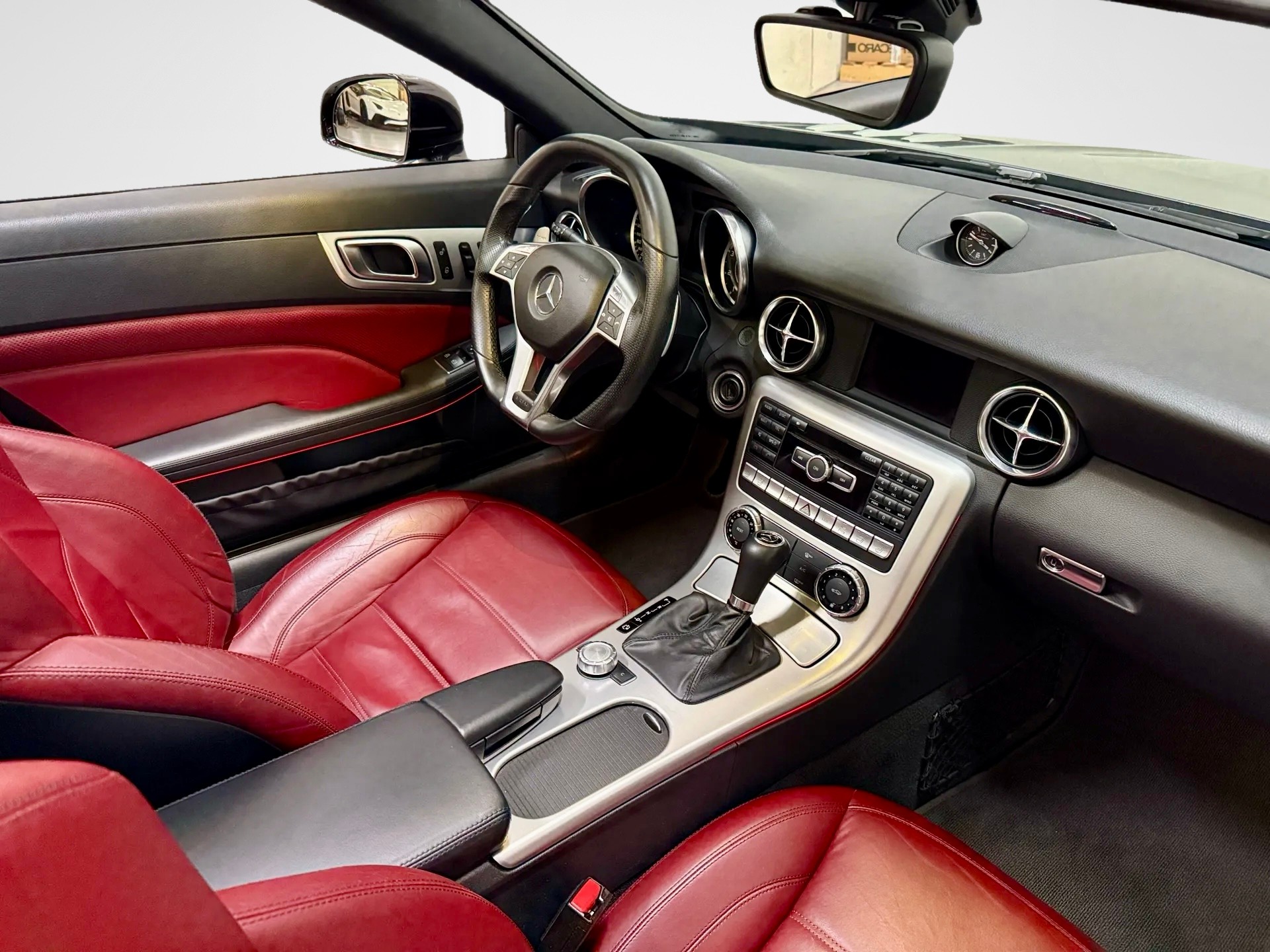 MERCEDES-BENZ SLK 55 AMG 7G-Tronic Speedshift Plus-image-11