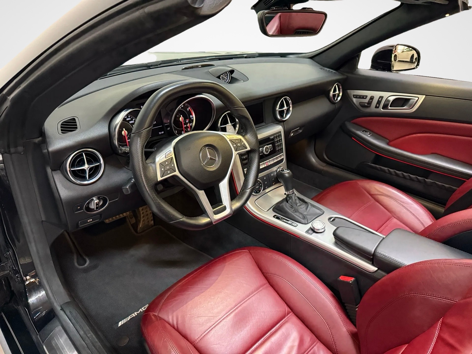 MERCEDES-BENZ SLK 55 AMG 7G-Tronic Speedshift Plus-image-19
