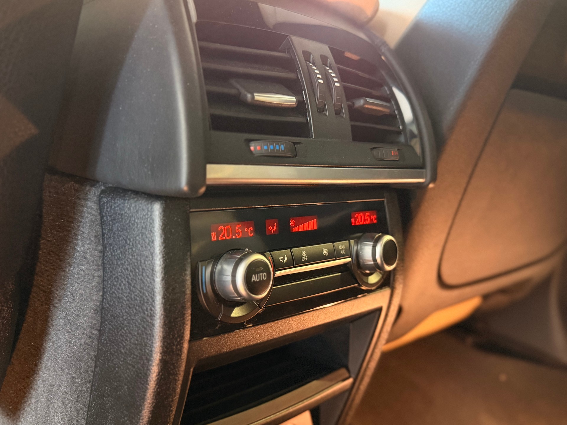 BMW X6M Steptronic-image-17