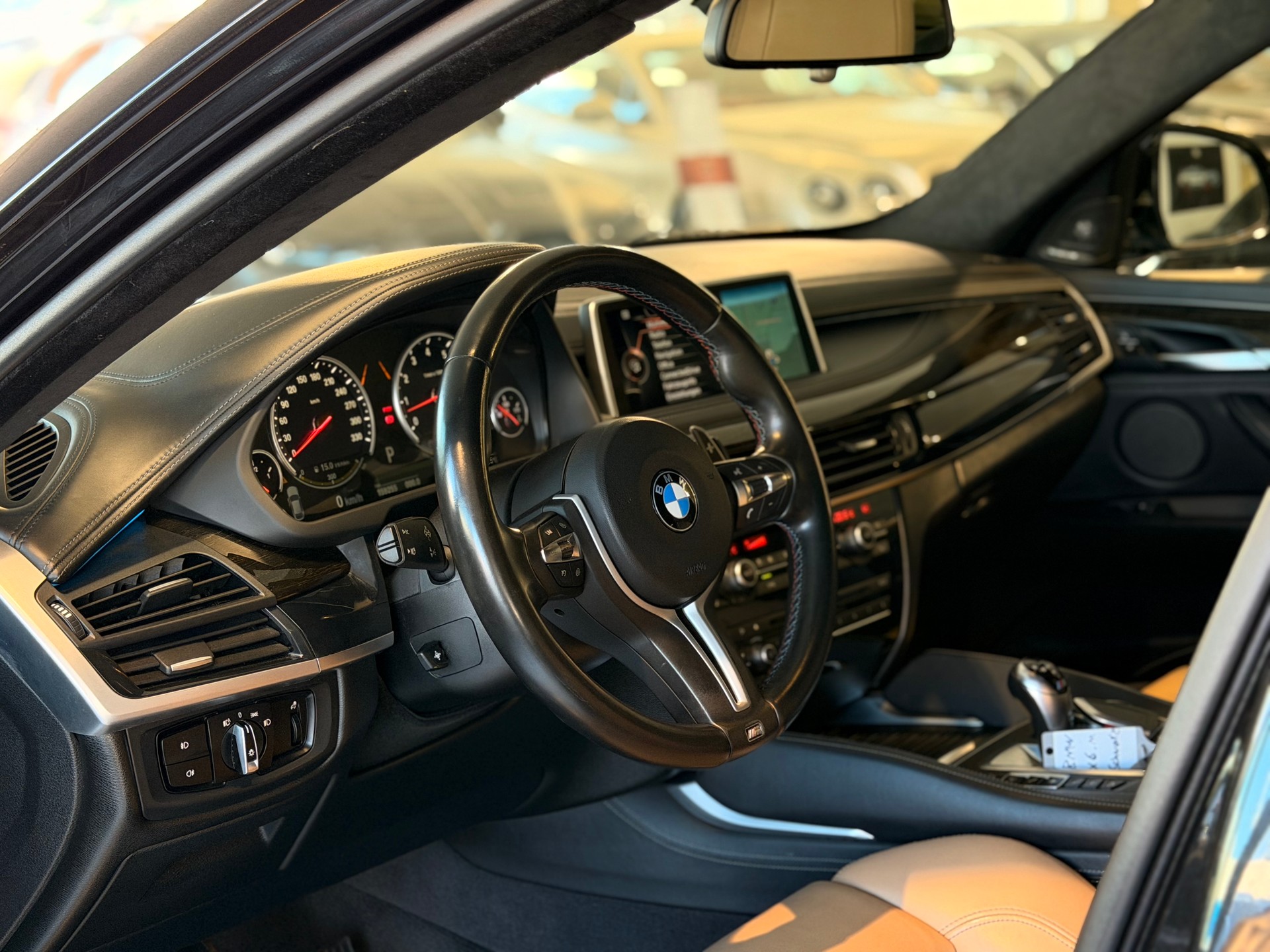 BMW X6M Steptronic-image-14