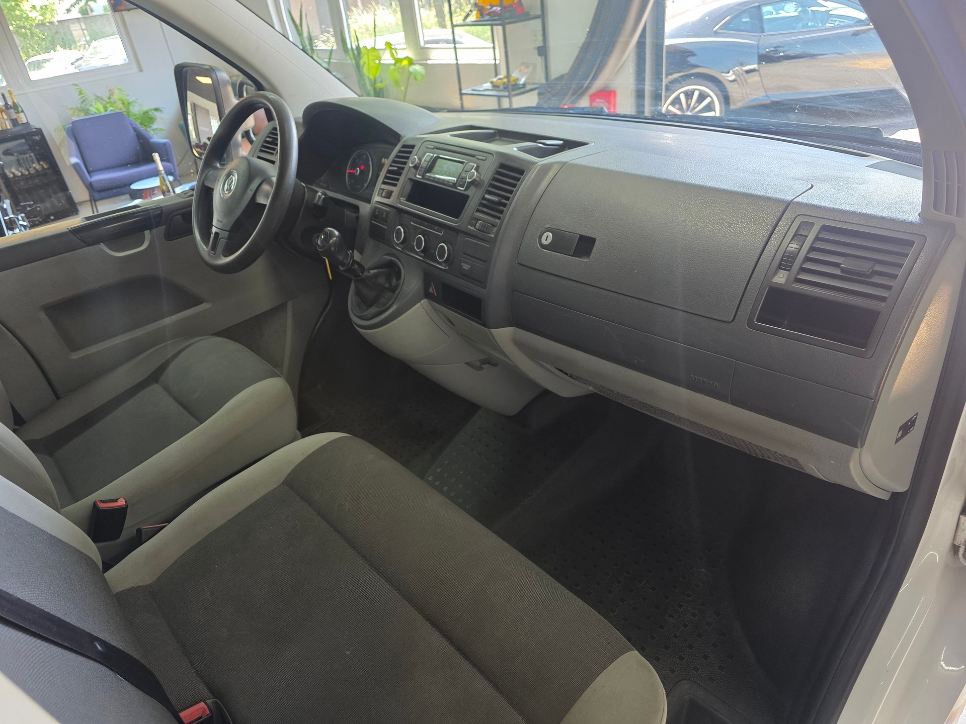 VW T5 2.0 TDI BMT-image-9