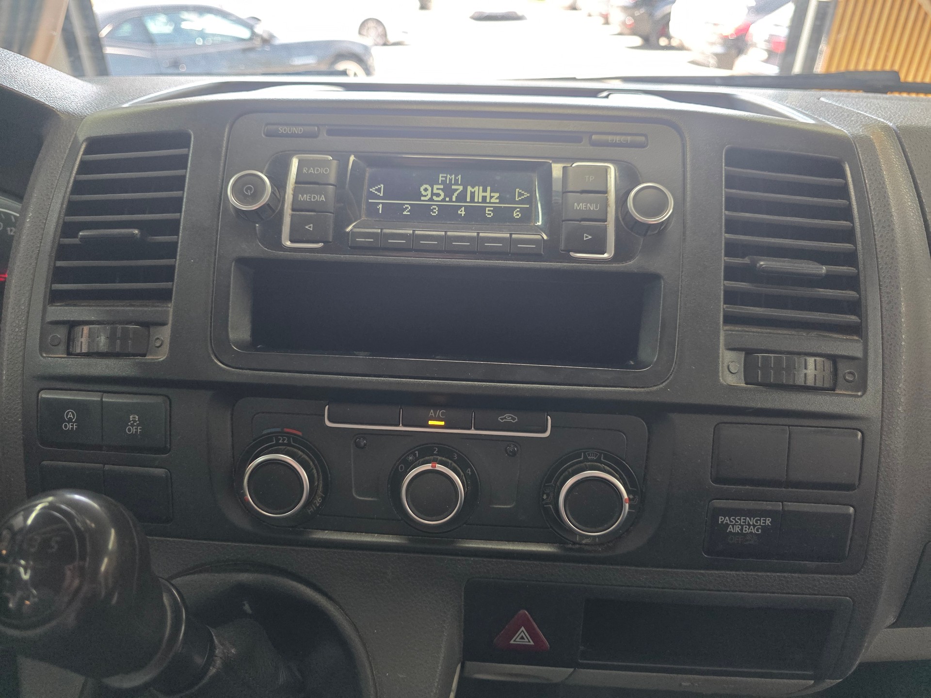 VW T5 2.0 TDI BMT-image-11