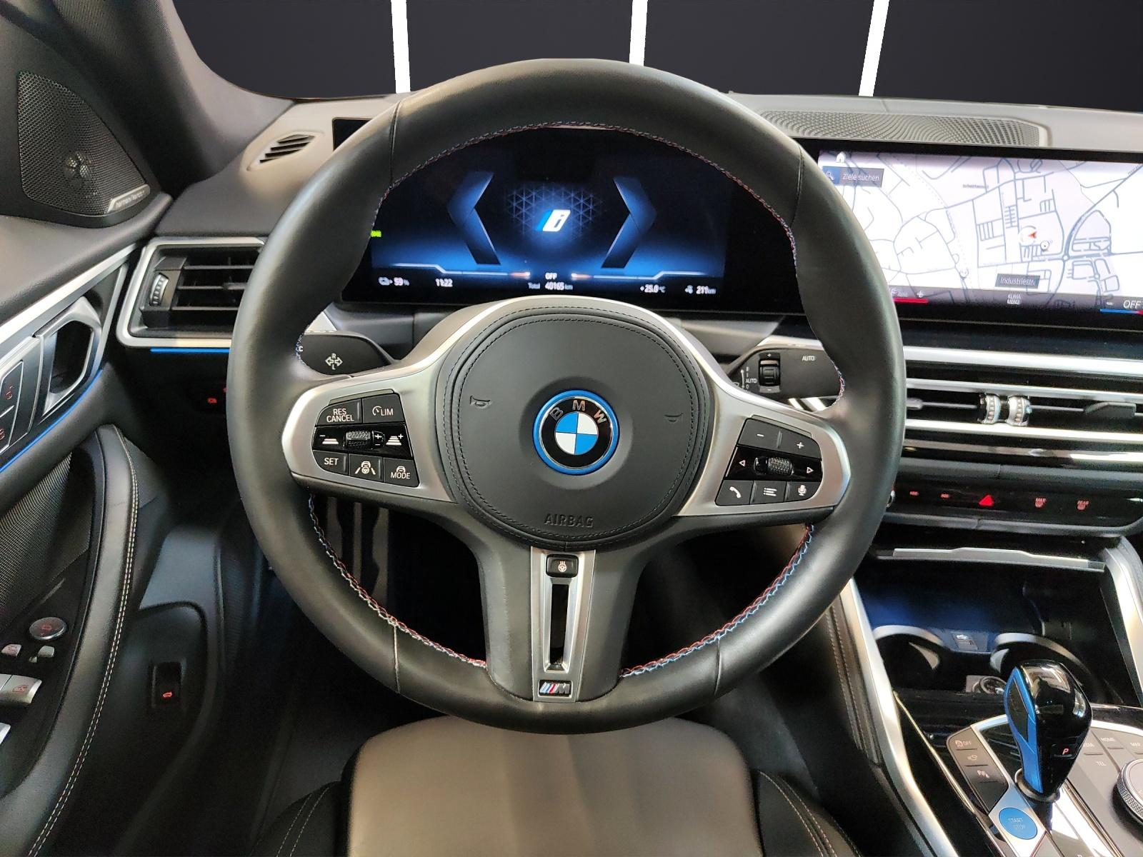 BMW i4 M50 Attraktiven Leasingzinssatz ab 0.9 % bei Abschluss einer BMW Fahrzeugversicherung.-image-11