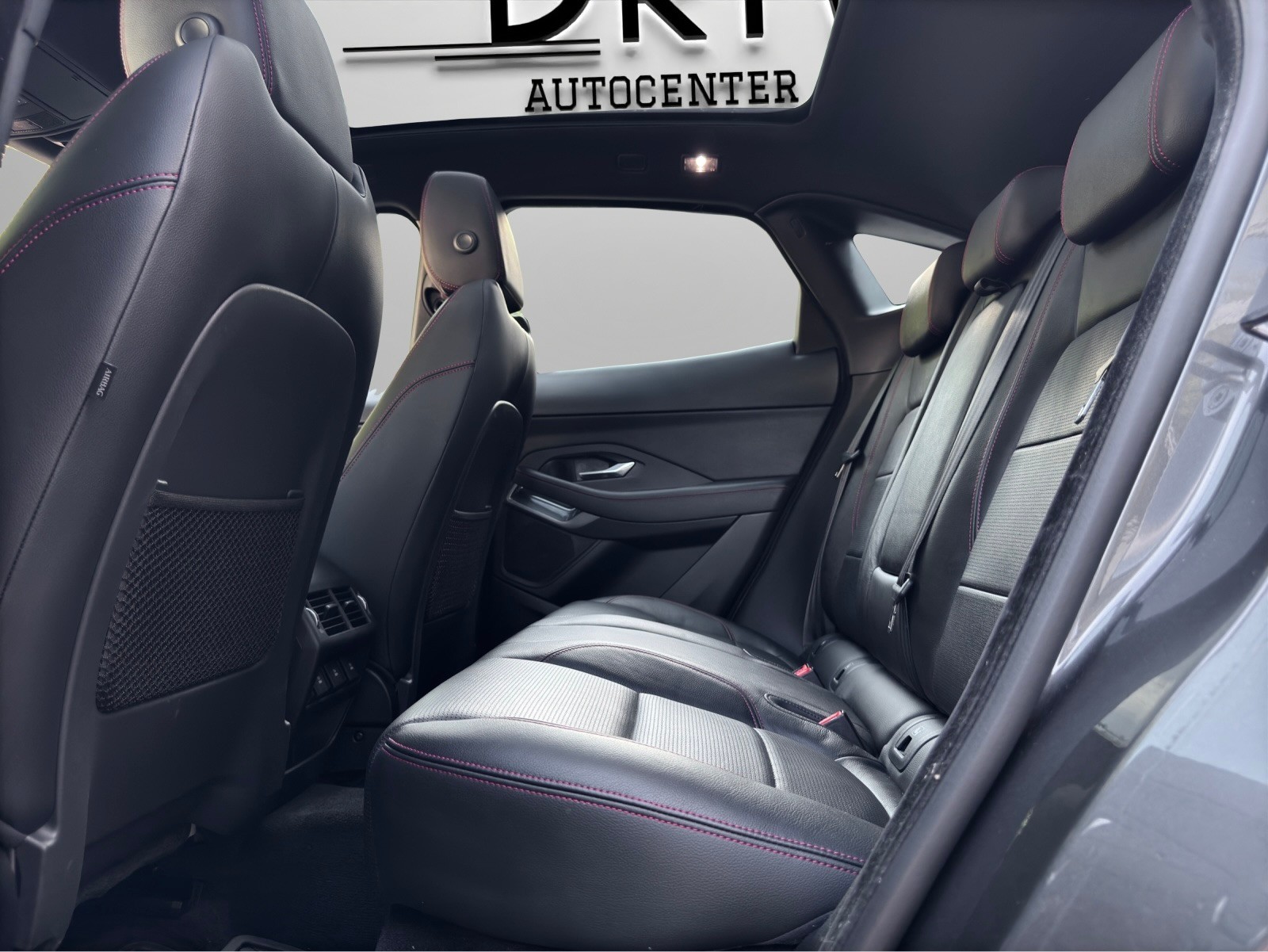 JAGUAR E-Pace 2.0d D180 AWD Automatik-image-10