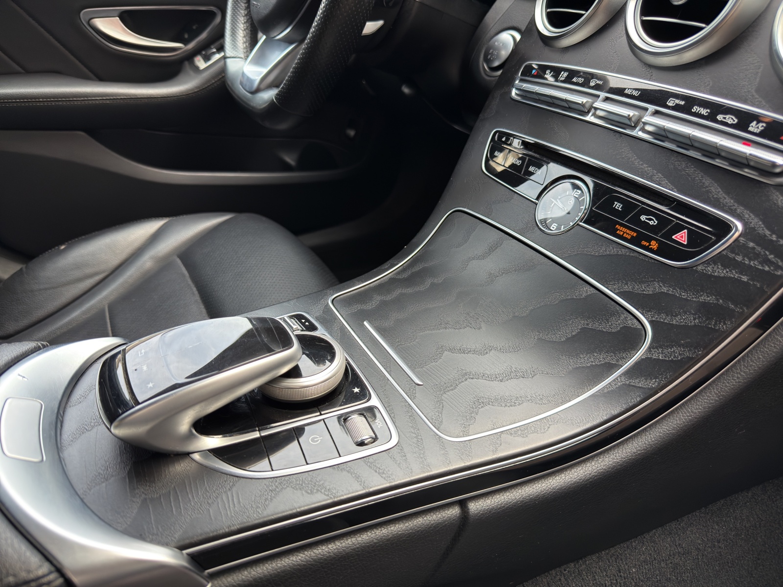 MERCEDES-BENZ C 250 BlueTEC 4Matic 9G-Tronic-image-13
