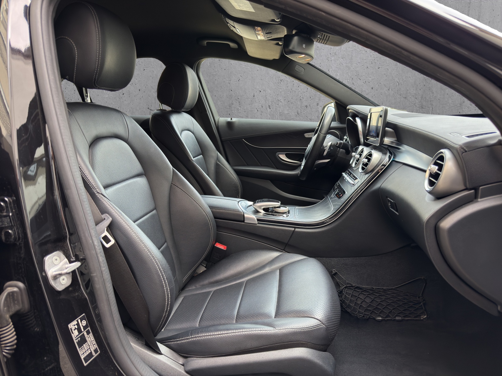 MERCEDES-BENZ C 250 BlueTEC 4Matic 9G-Tronic-image-14