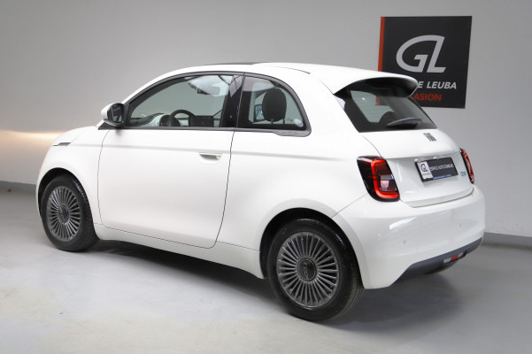 FIAT 500 el 87 kWIcon-showroom-element-2