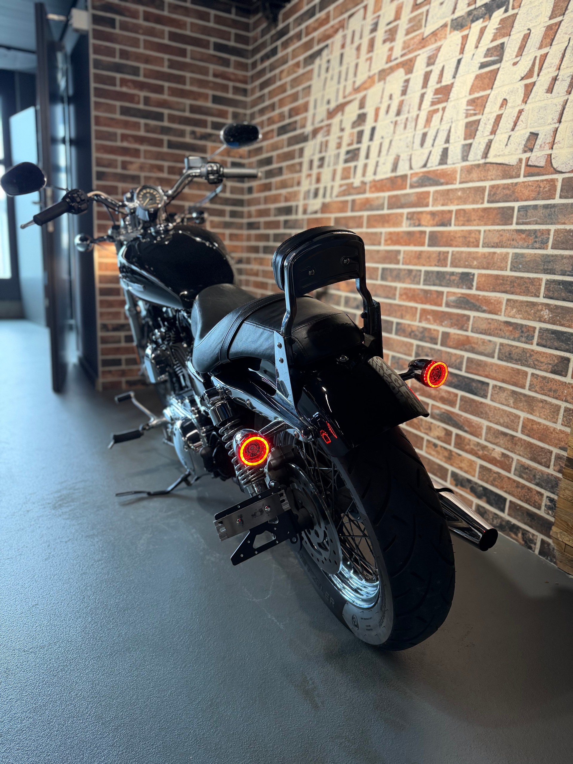 HARLEY-DAVIDSON XL 1200 C Sportster Custom ABS (35 kW)-image-3