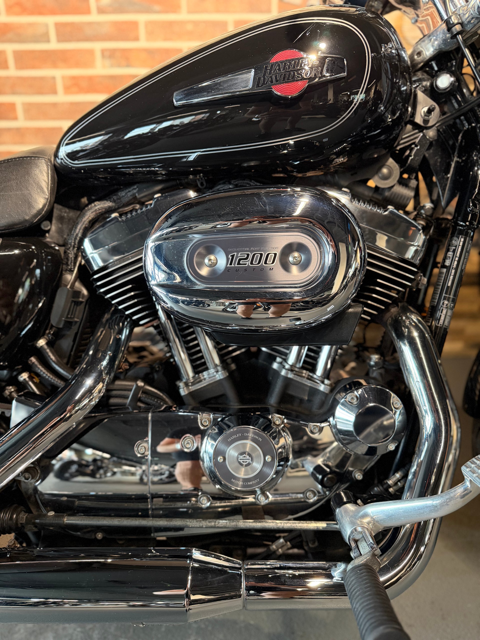 HARLEY-DAVIDSON XL 1200 C Sportster Custom ABS (35 kW)-image-8