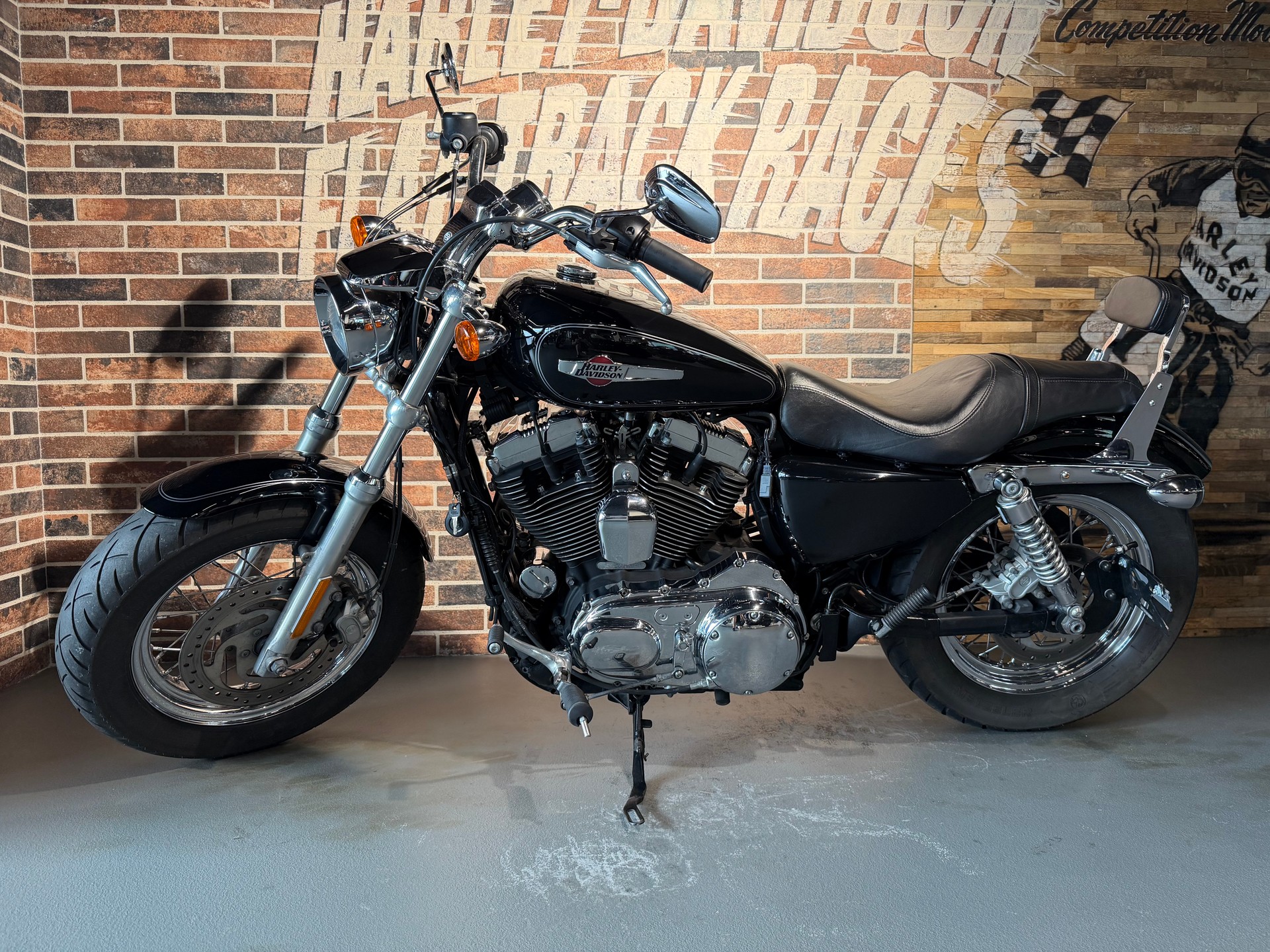 HARLEY-DAVIDSON XL 1200 C Sportster Custom ABS (35 kW)-image-0