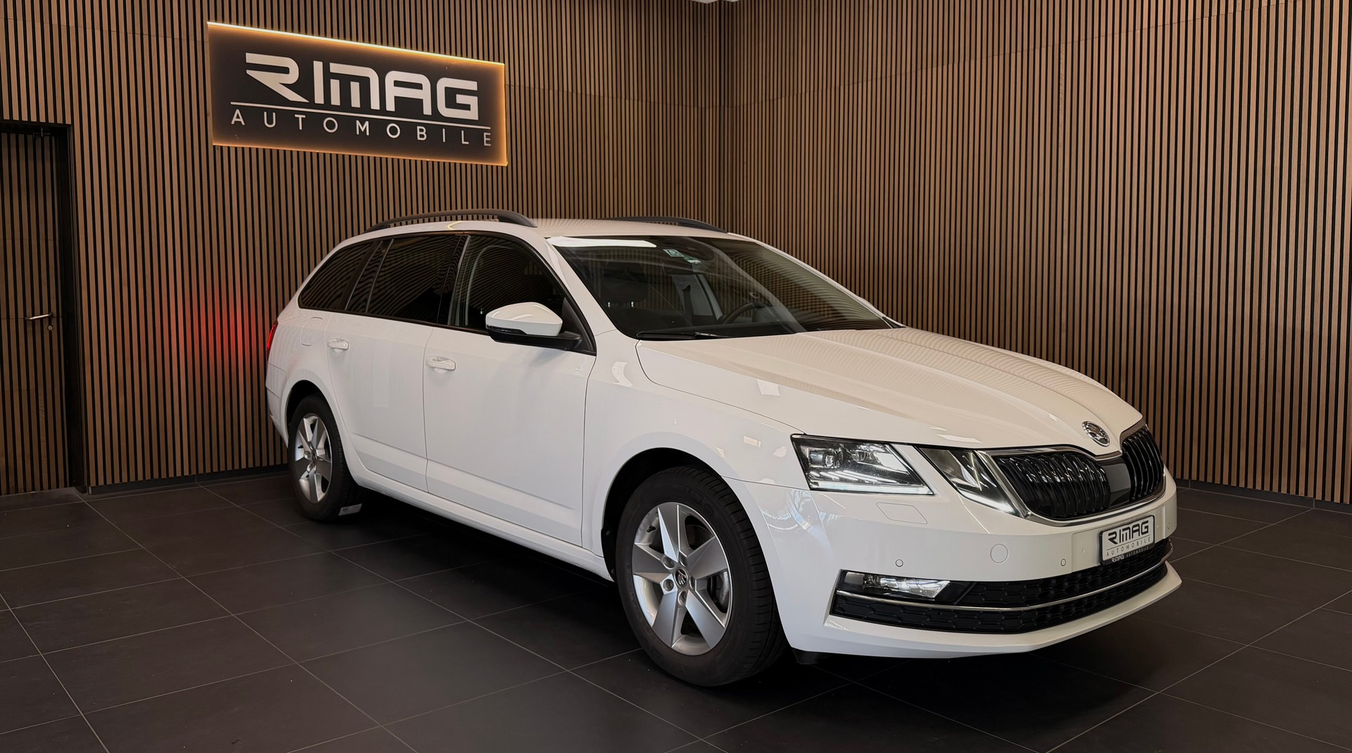 SKODA Octavia 1.5 G-tec Style CNG | CH-Fzg. | 8 Kompletträder | CarVertical-showroom-element-3