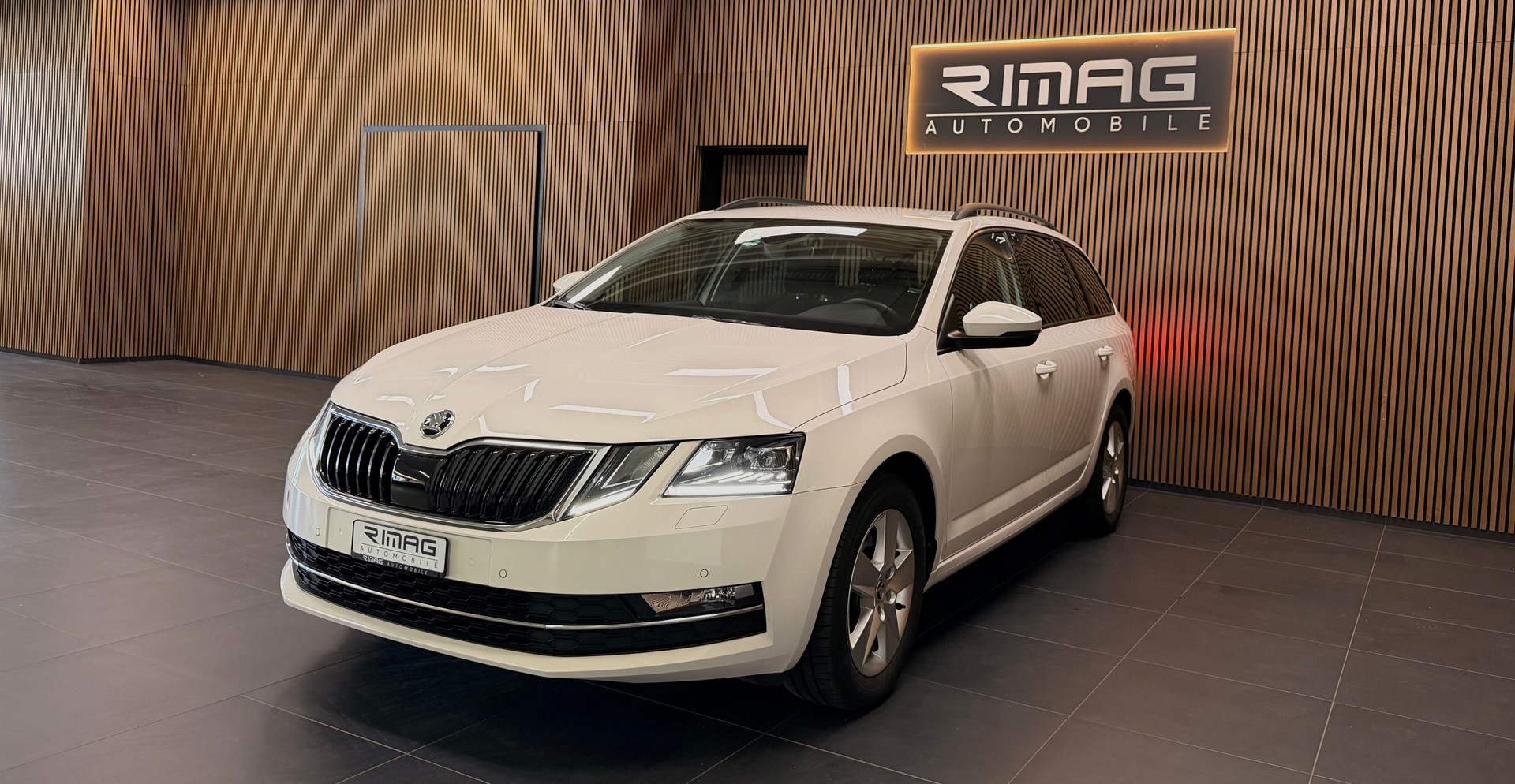 SKODA Octavia 1.5 G-tec Style CNG | CH-Fzg. | 8 Kompletträder | CarVertical-showroom-element-2