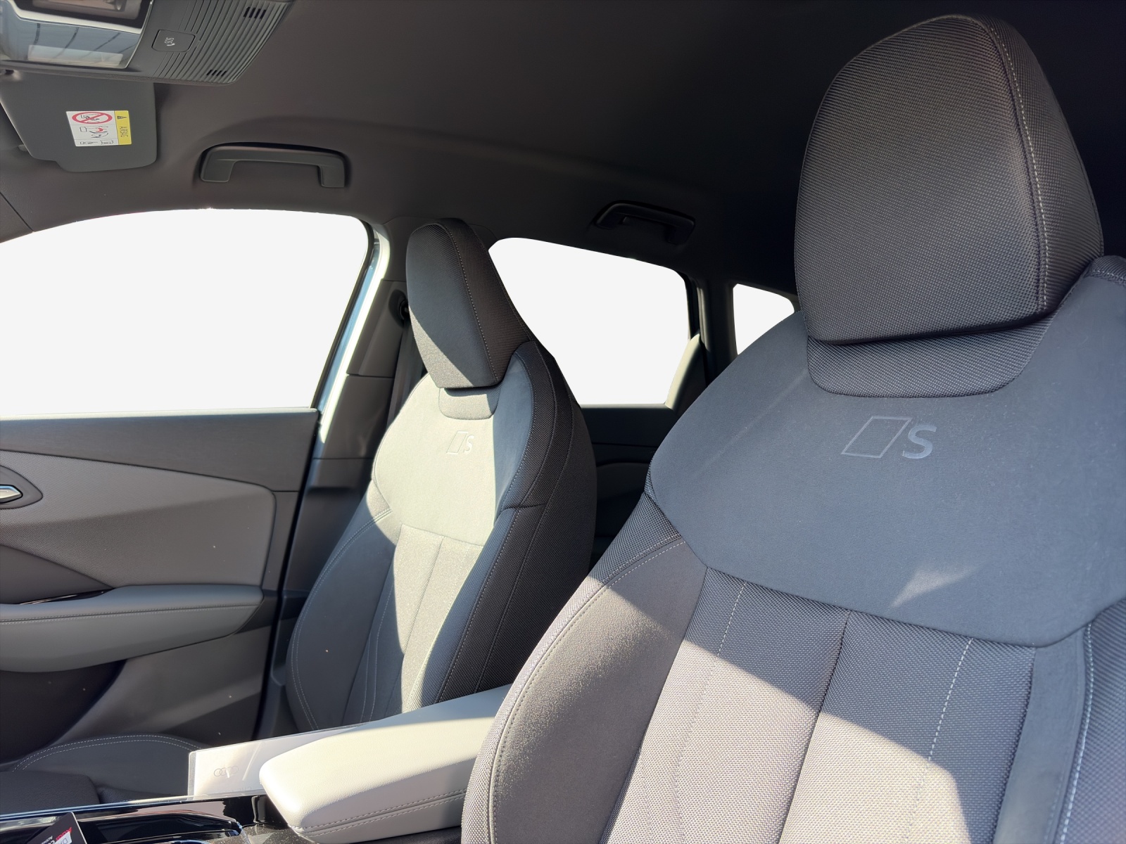 AUDI Q3 SUV 110 kW TFSI S tronic-image-13