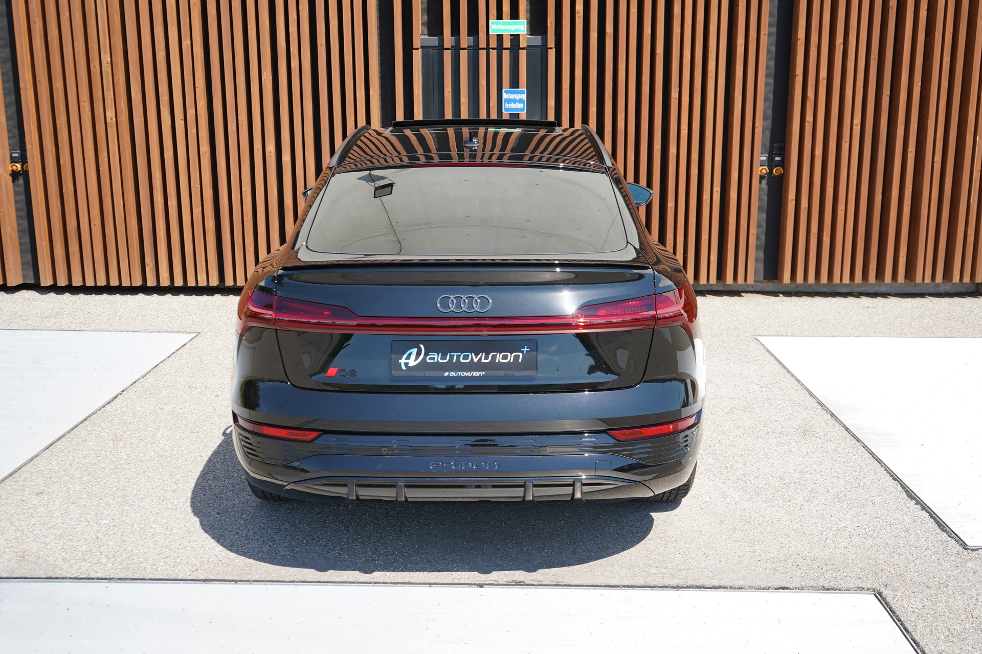 AUDI Q8 SPORTBACK 55 E-TRON BLACK EDITION QUATTRO l 408 PS-image-14