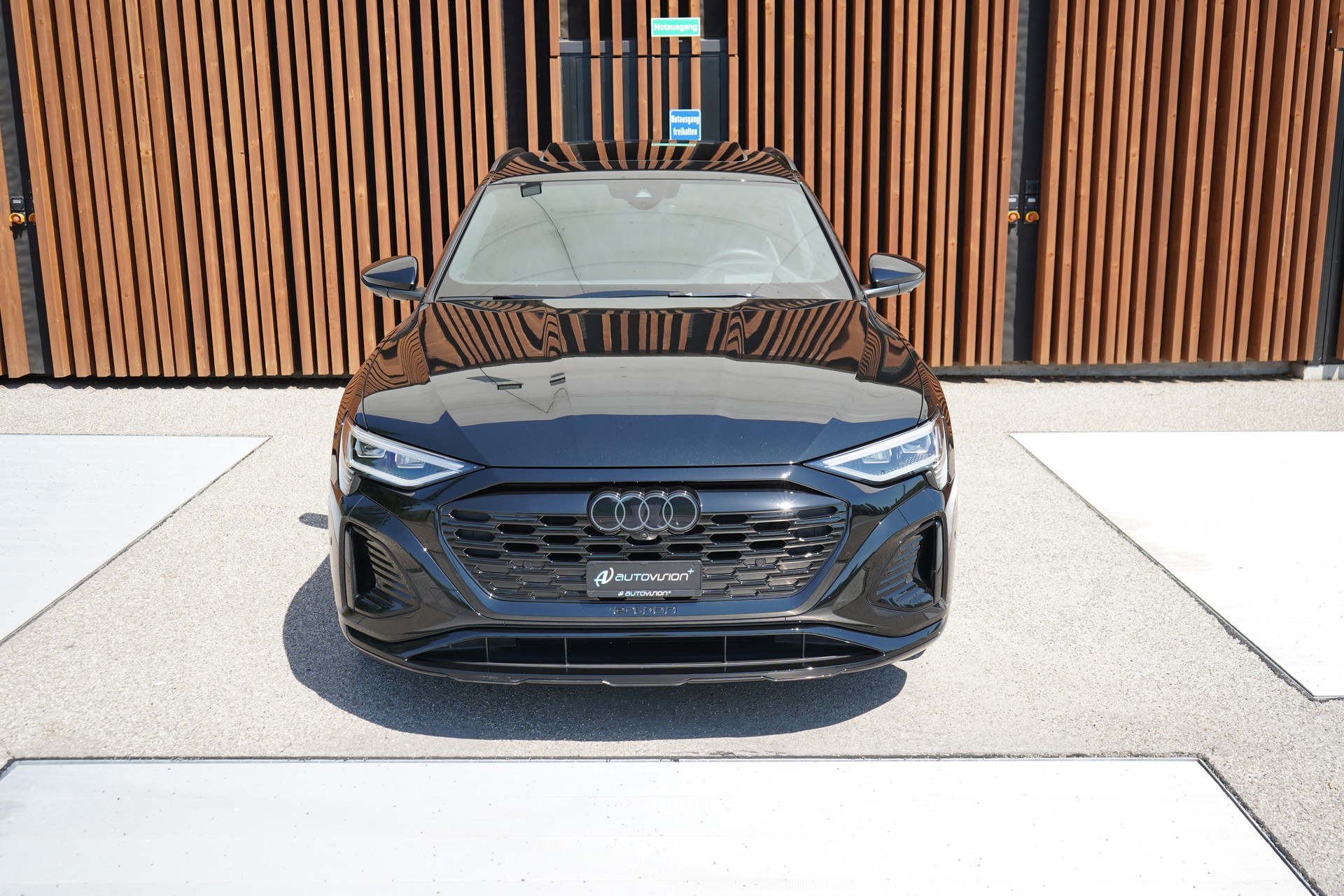 AUDI Q8 SPORTBACK 55 E-TRON BLACK EDITION QUATTRO l 408 PS-image-12
