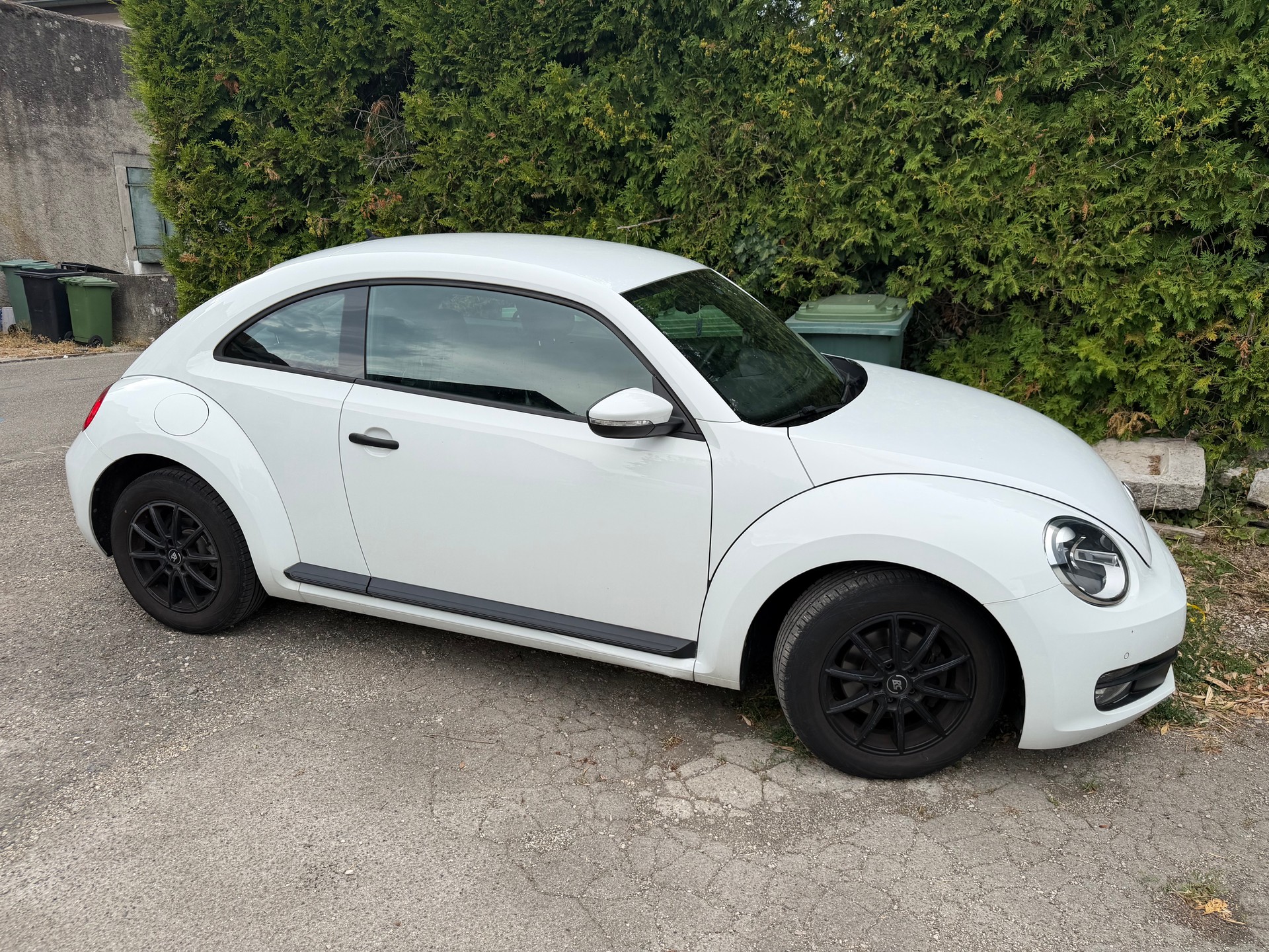 VW VW Beetle 1.2 TSI BlueMT - MFK 06.2026 / GRAND SERVICE EFFECTUÉ / AUCUN FRAIS-image-1