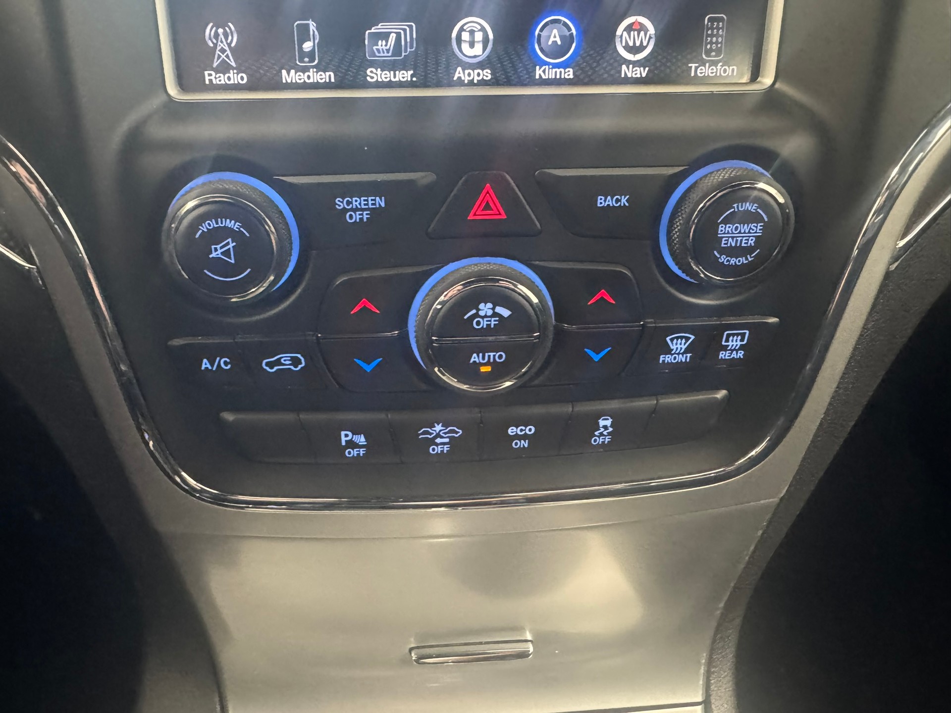 JEEP Grand Cherokee 6.4 V8 HEMI SRT8 Automatic-image-14