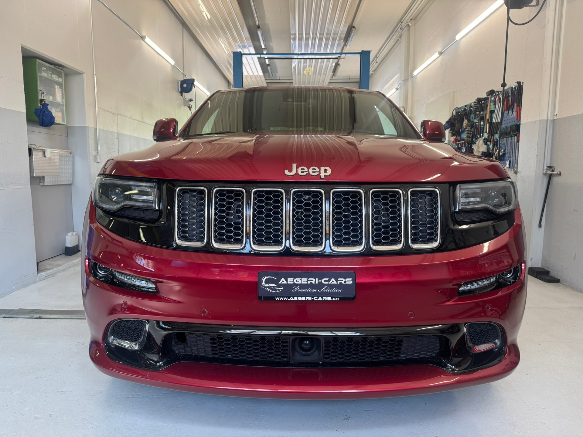 JEEP Grand Cherokee 6.4 V8 HEMI SRT8 Automatic-showroom-element-1