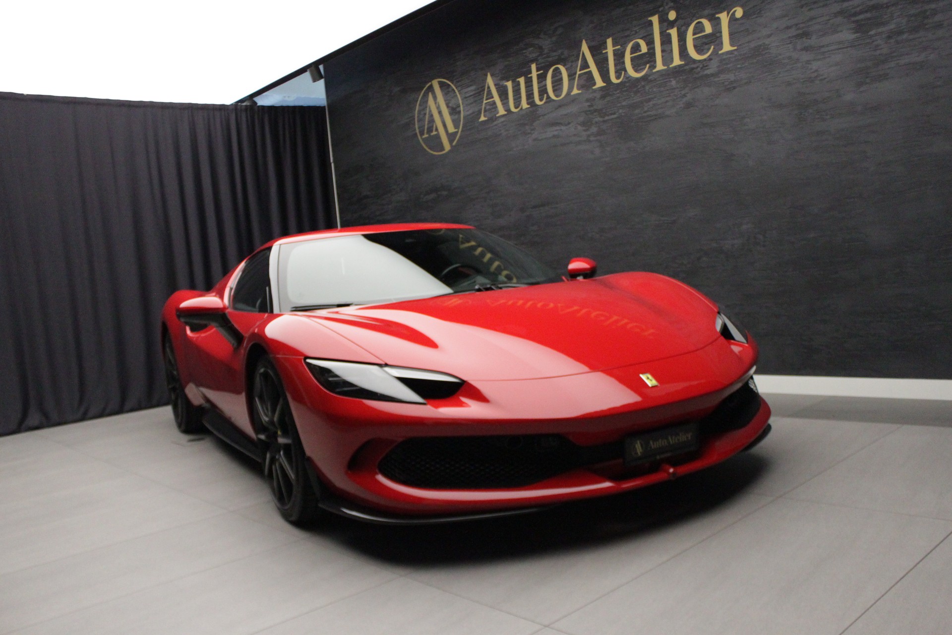 FERRARI 296 GTB-showroom-element-1