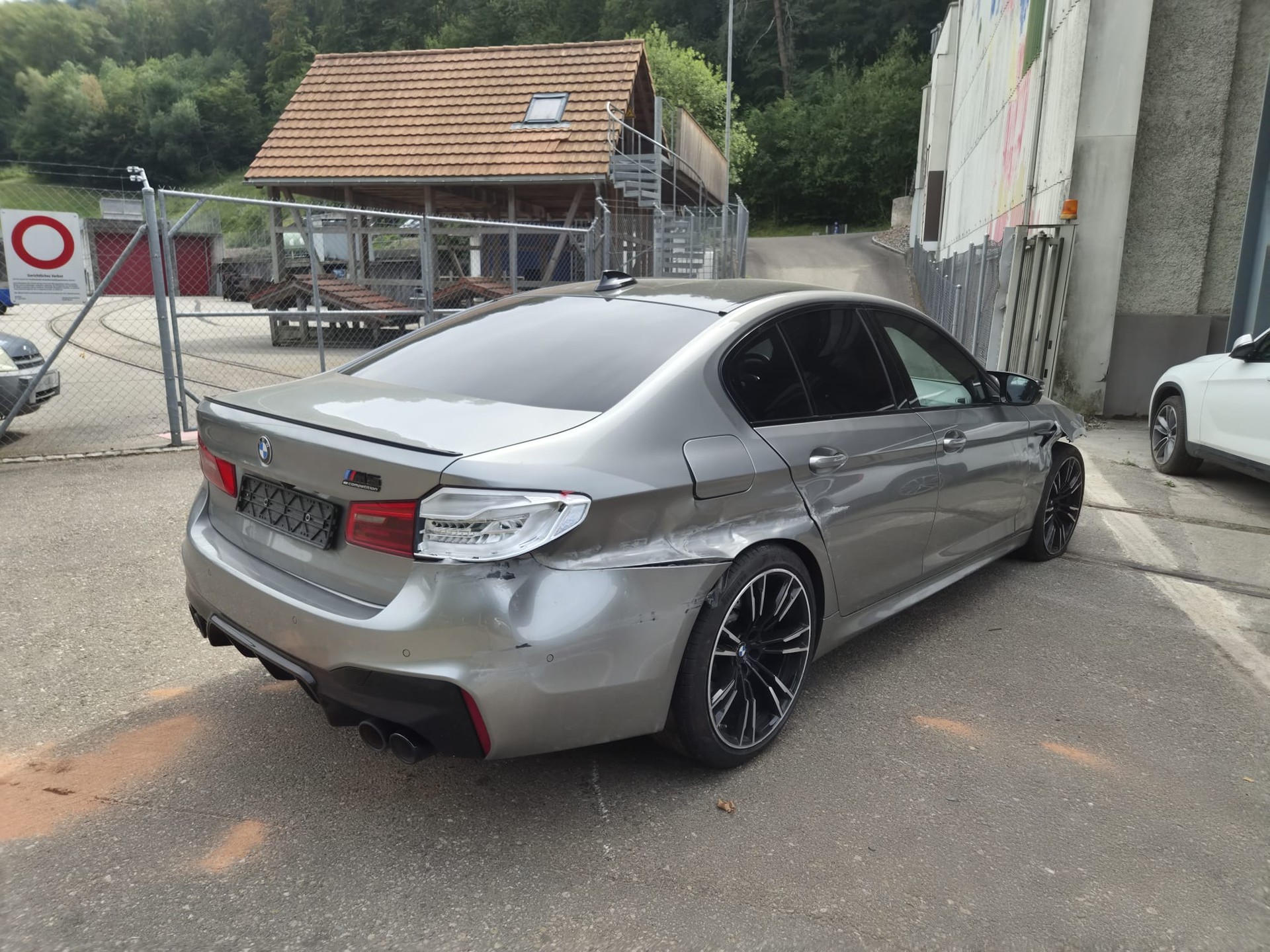 BMW M5 xDrive Competition Drivelogic-showroom-element-2